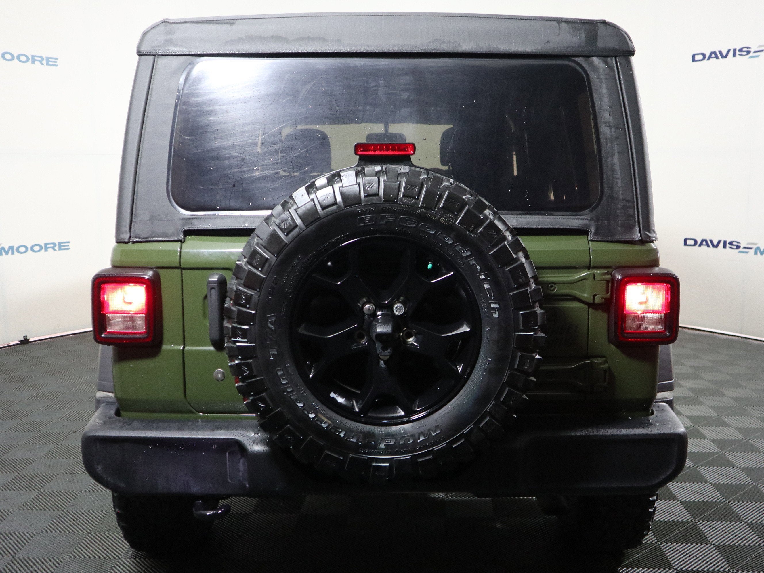 2021 Jeep Wrangler Willys Sport