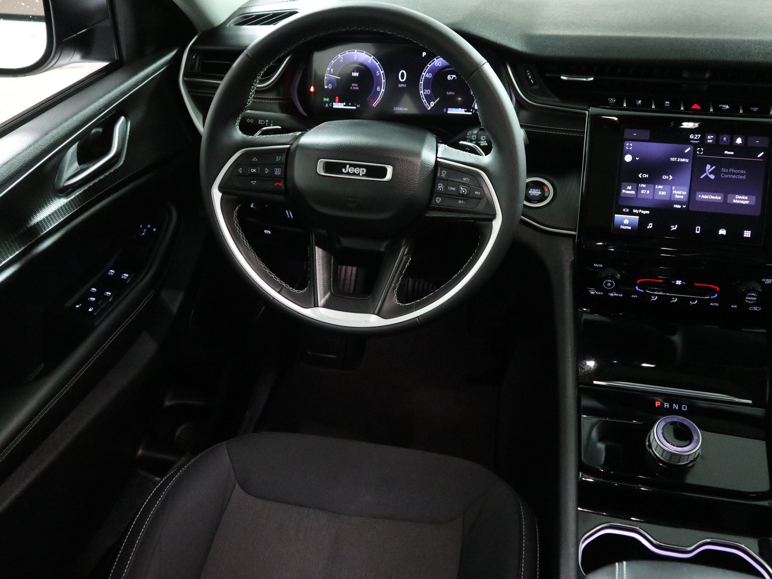 2023 Jeep Grand Cherokee Laredo