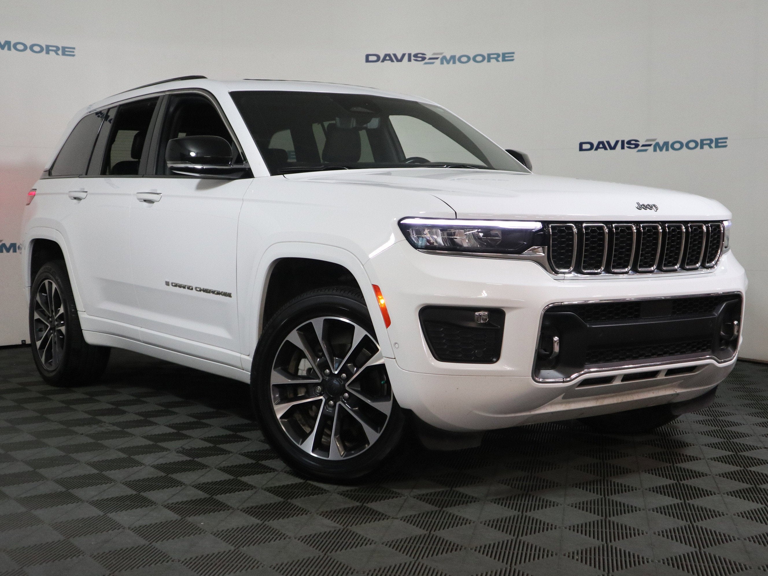 2022 Jeep Grand Cherokee Overland