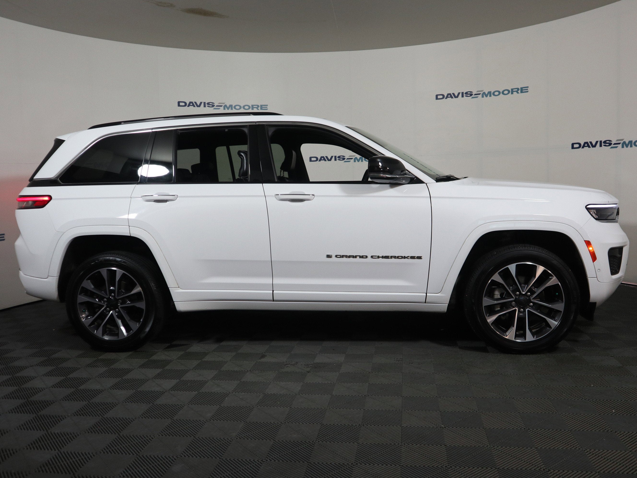2022 Jeep Grand Cherokee Overland