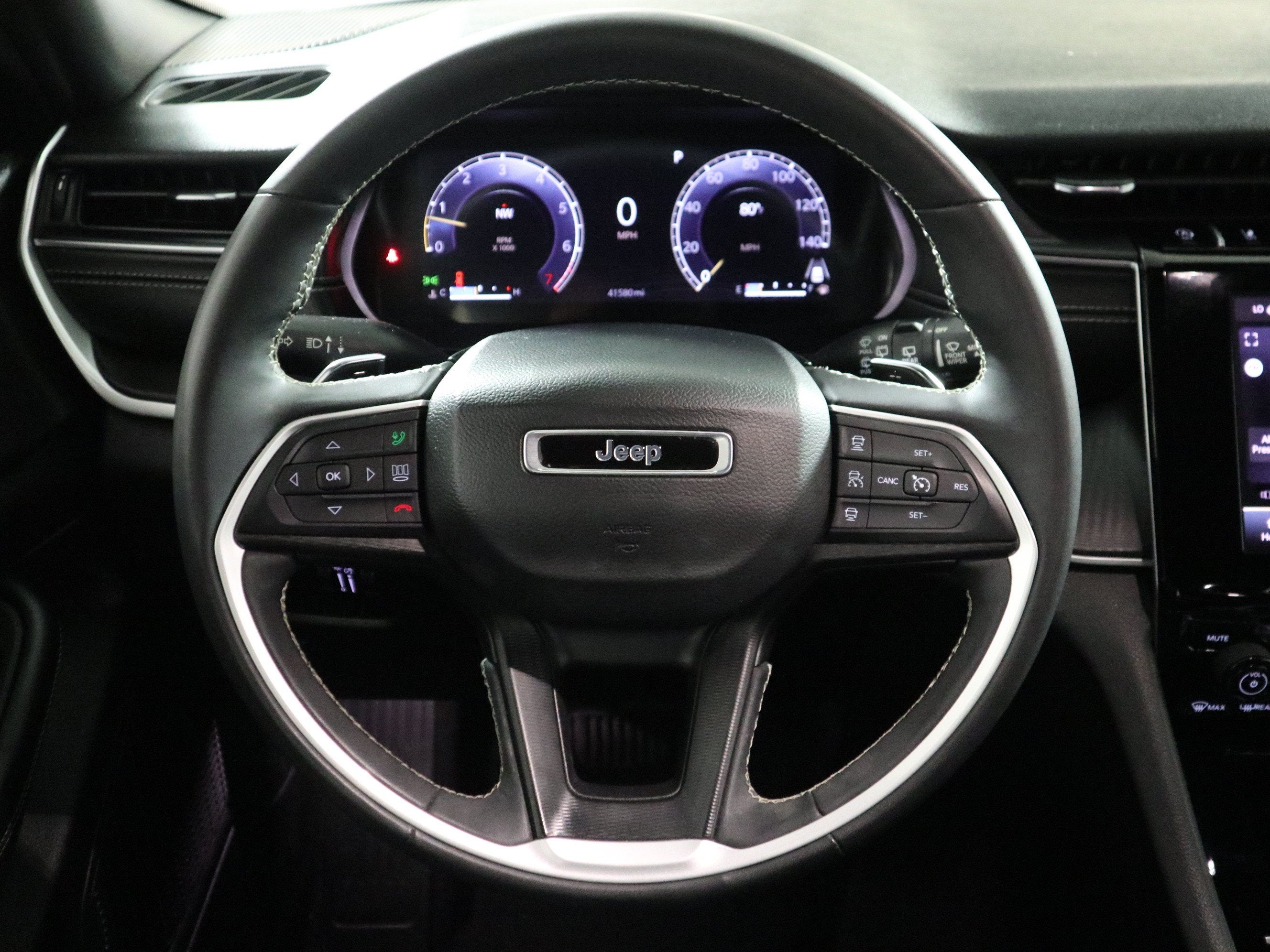 2023 Jeep Grand Cherokee L Altitude