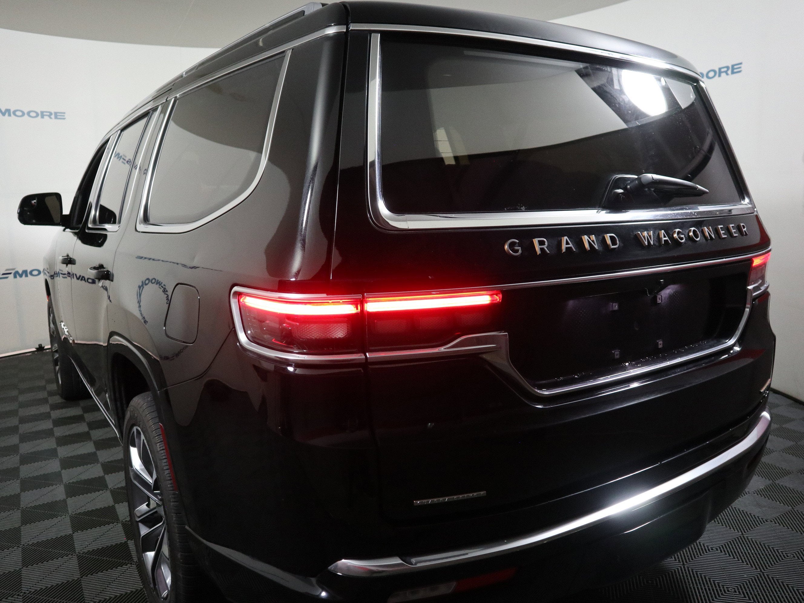 2023 Jeep Grand Wagoneer Series III