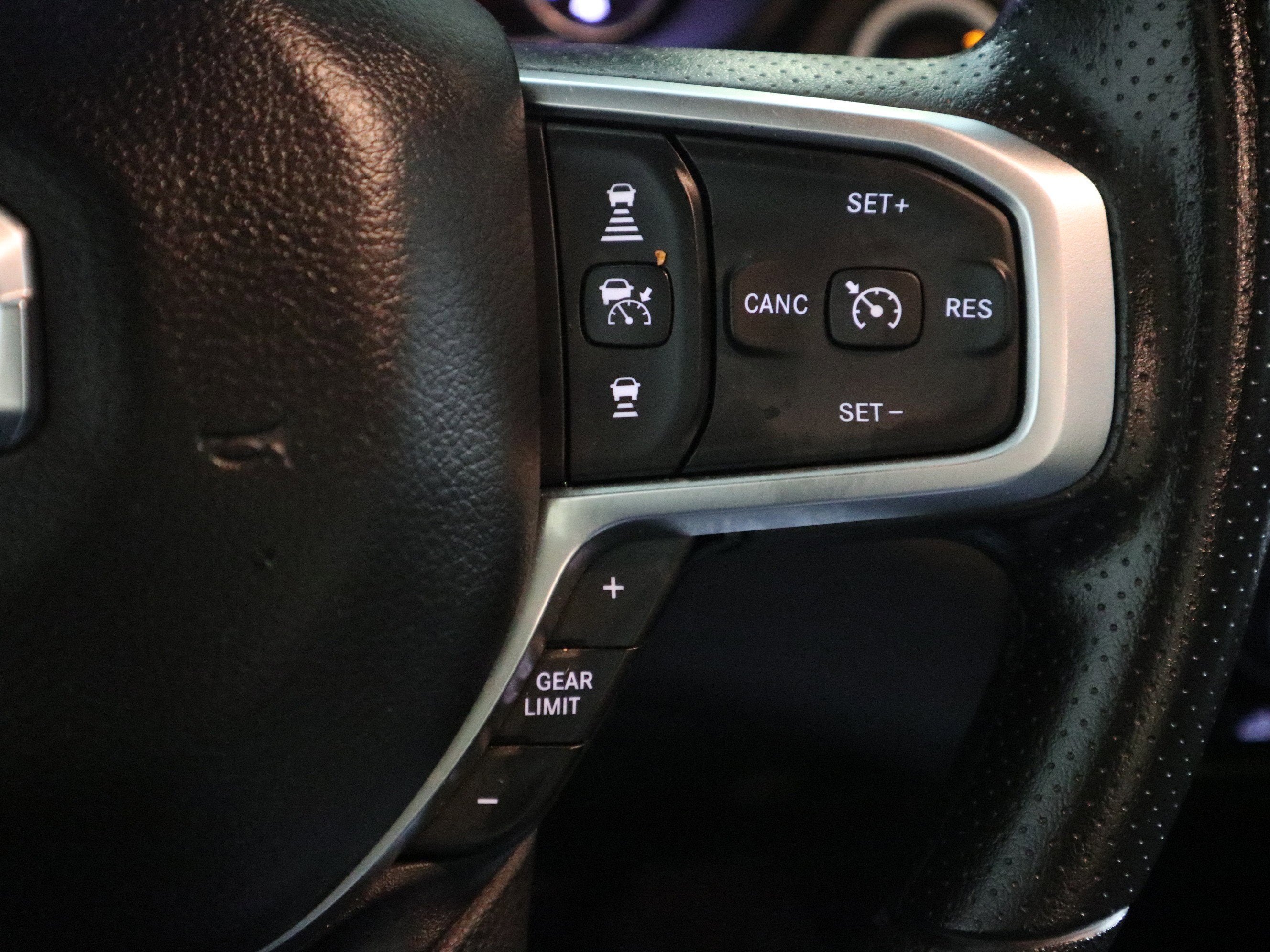 2025 RAM 1500 Warlock Crew Cab 4x4