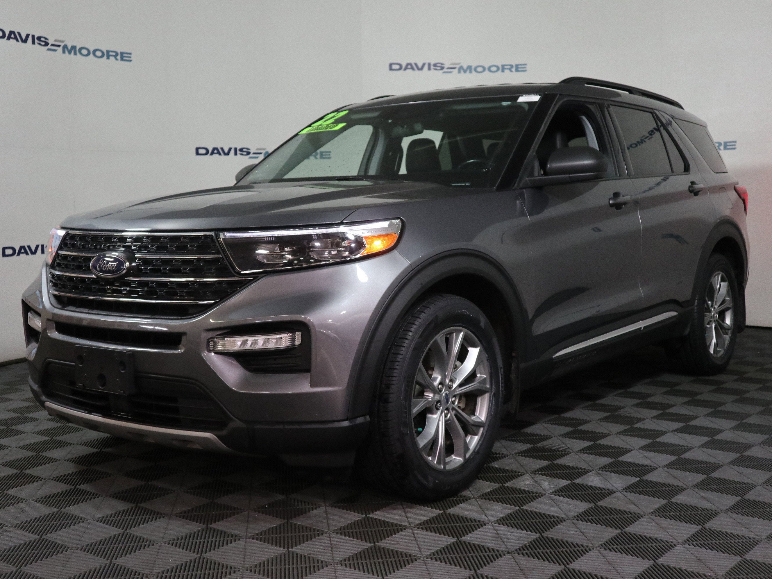 2022 Ford Explorer XLT 4WD
