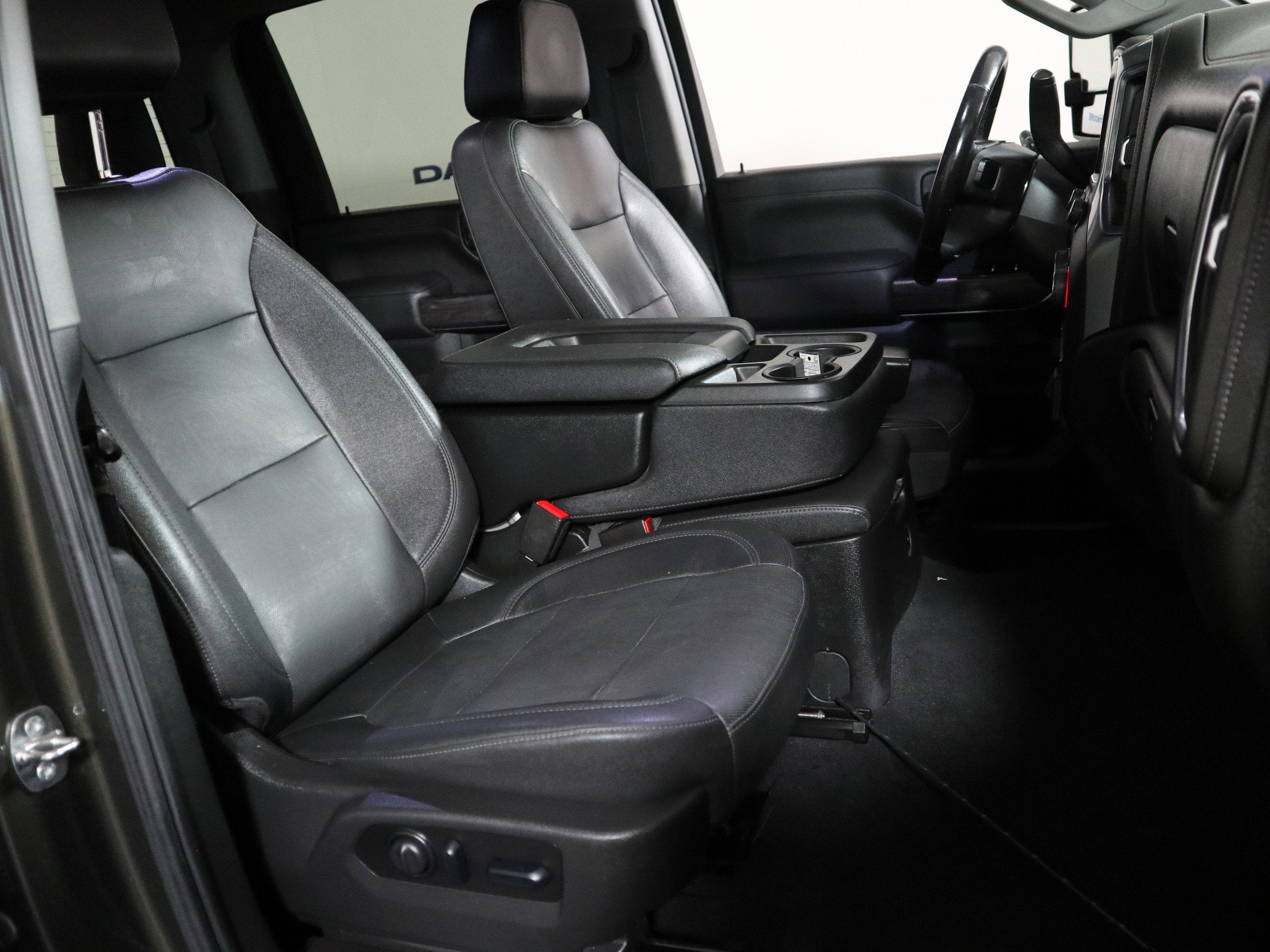 2022 Chevrolet Silverado 2500HD LTZ Crew Cab 4WD