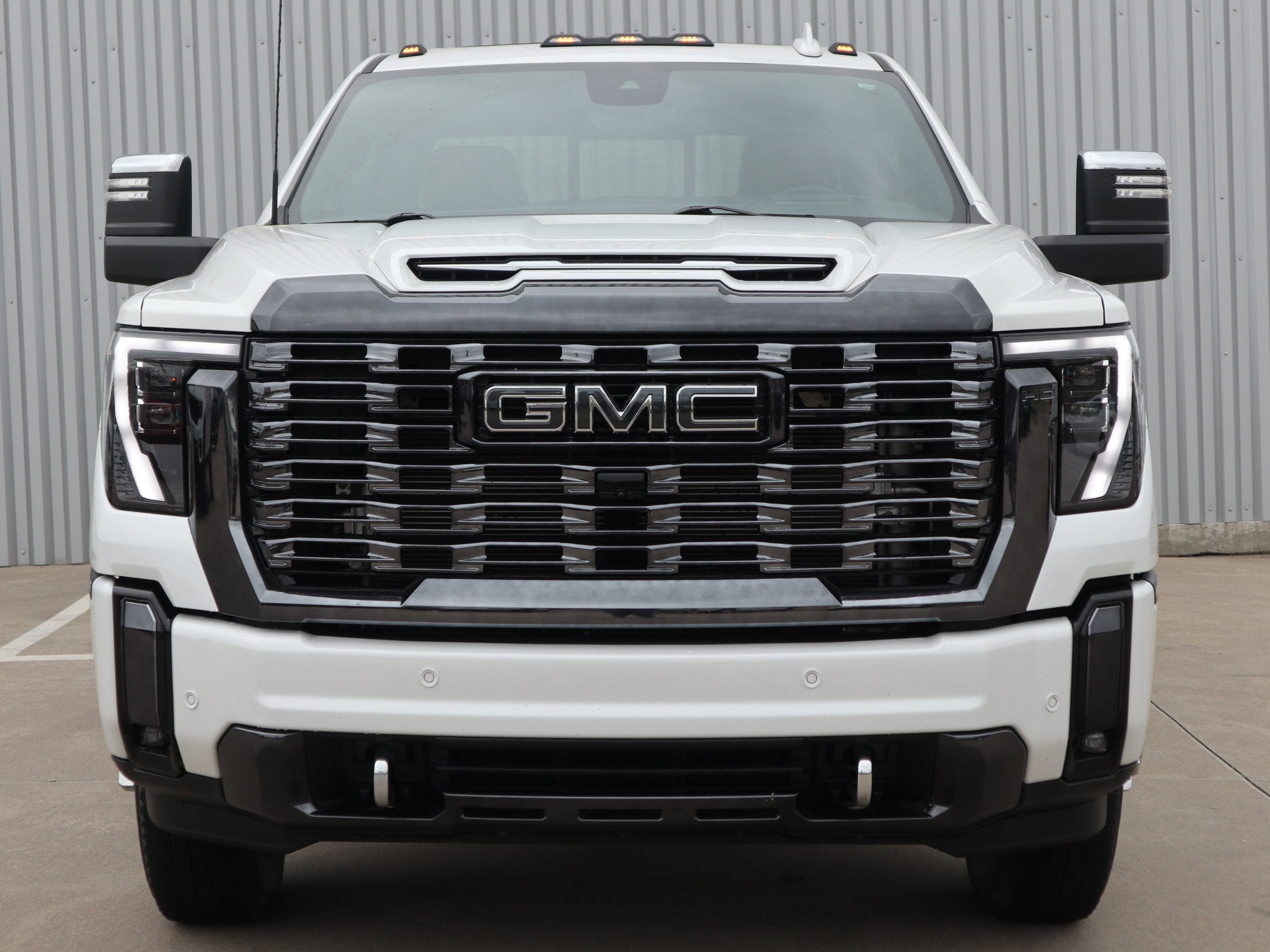2024 GMC Sierra 3500HD Denali Ultimate Crew Cab 4WD