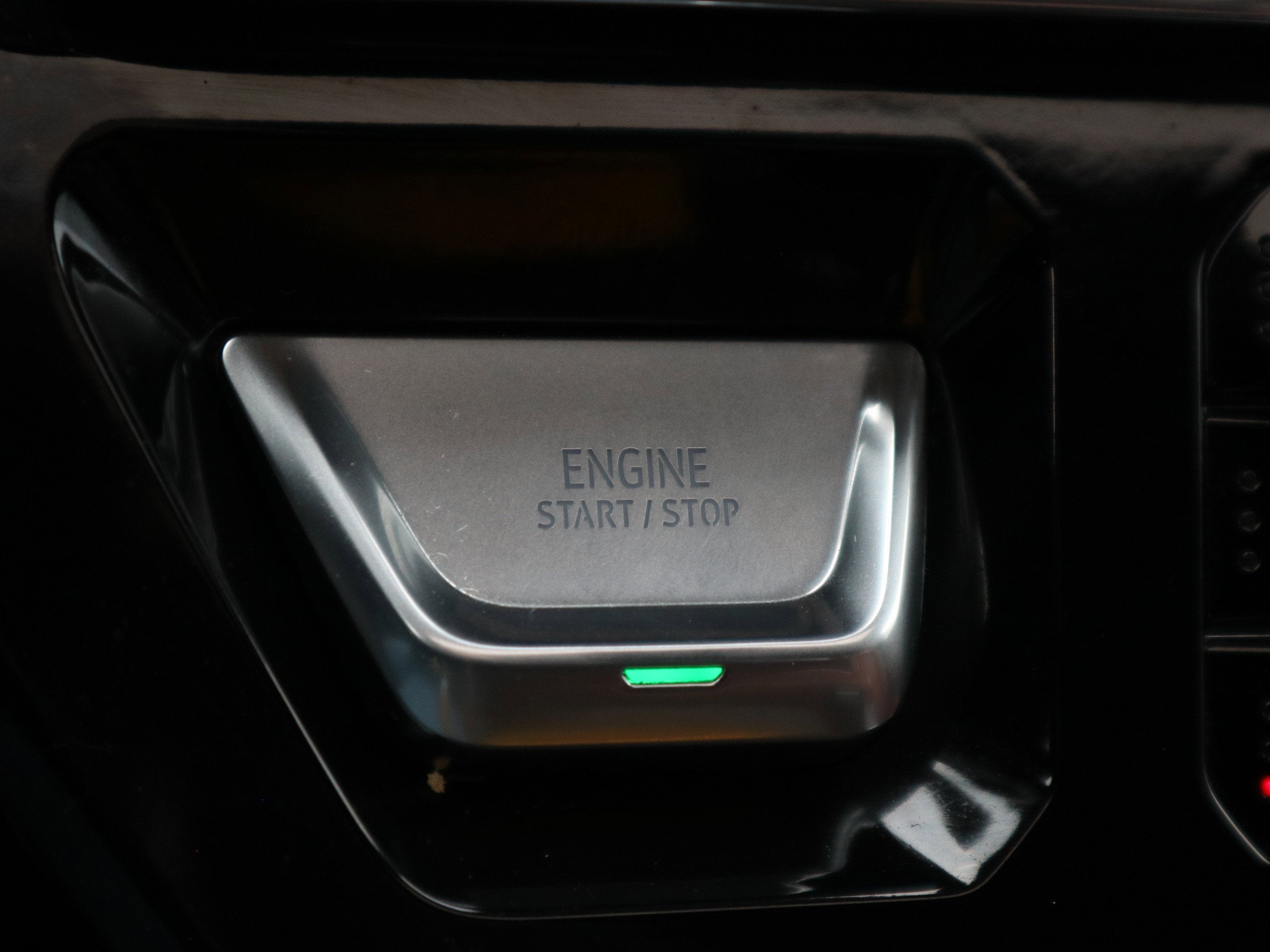 2024 GMC Sierra 3500HD Denali Ultimate Crew Cab 4WD
