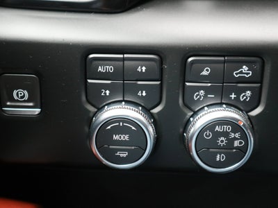 2024 GMC Sierra 3500HD Denali Ultimate Crew Cab 4WD
