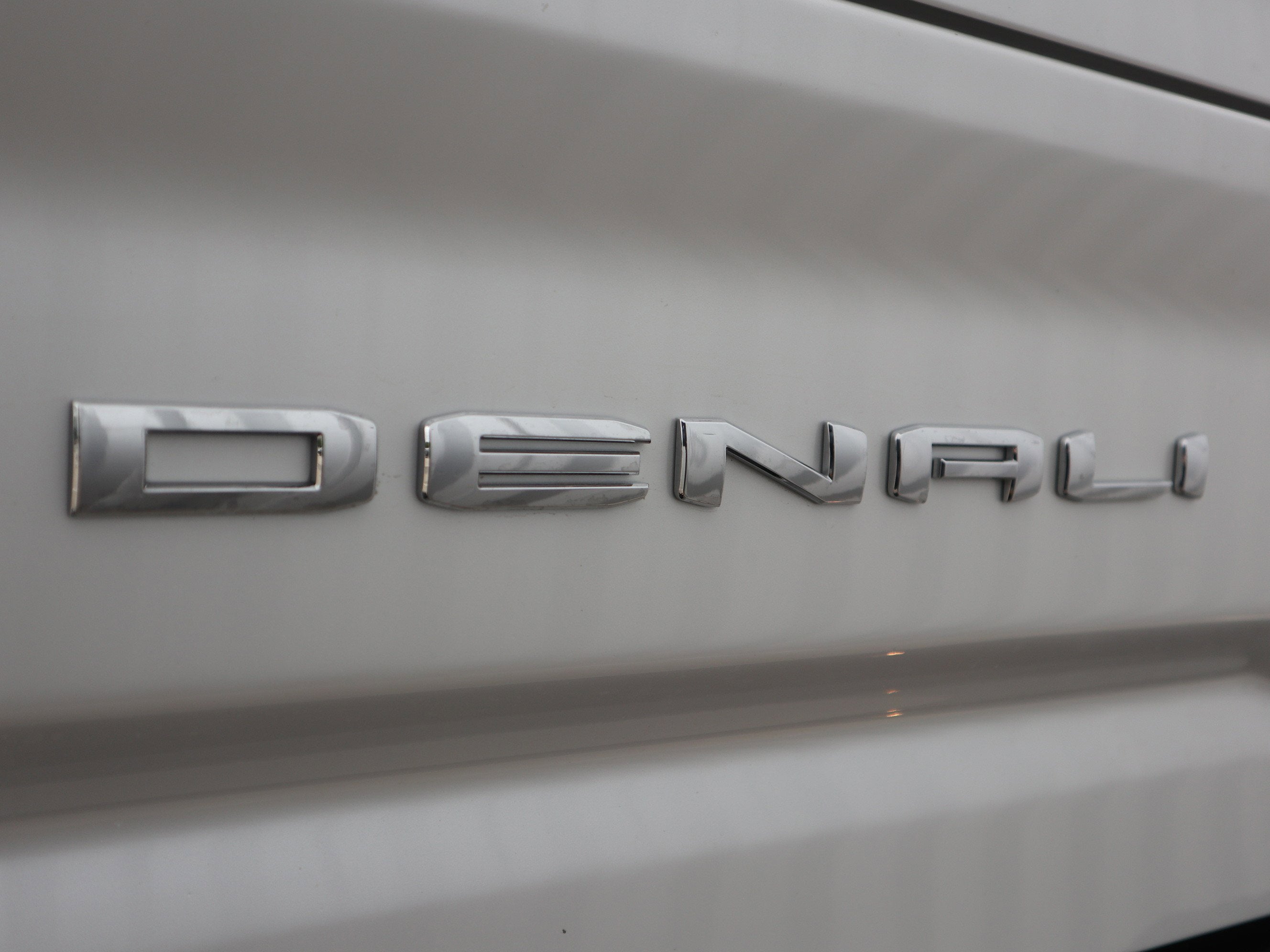 2024 GMC Sierra 3500HD Denali Ultimate Crew Cab 4WD