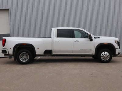 2024 GMC Sierra 3500HD Denali Ultimate Crew Cab 4WD