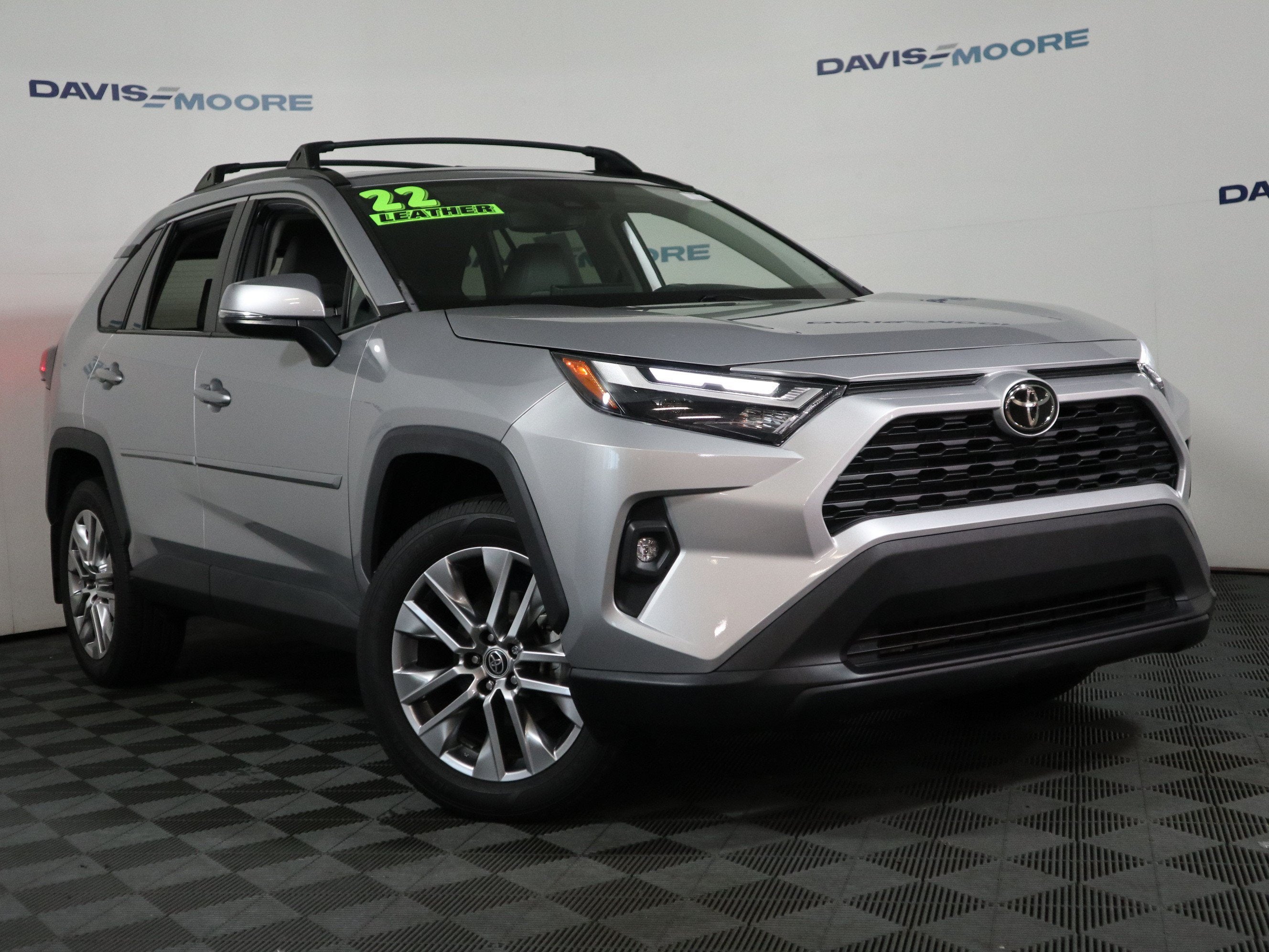 2022 Toyota RAV4 XLE Premium