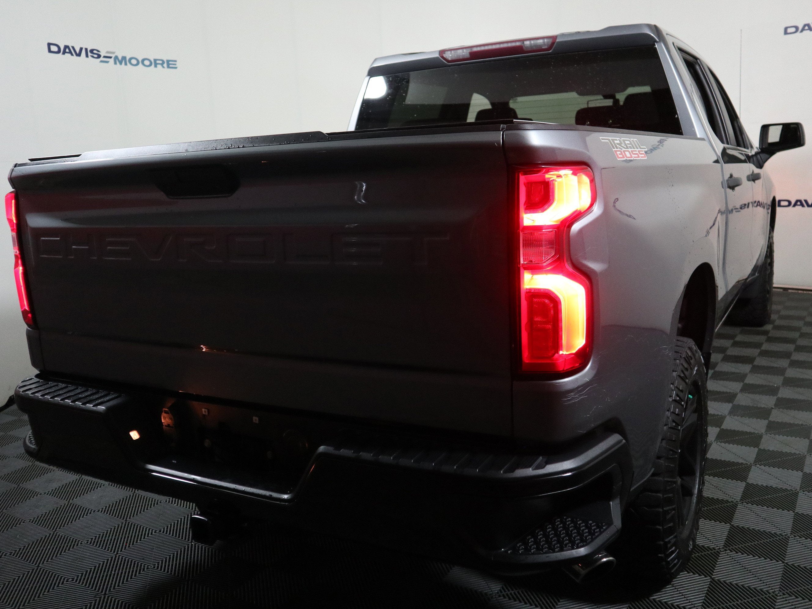2020 Chevrolet Silverado 1500 Custom Trail Boss Crew Cab 4WD