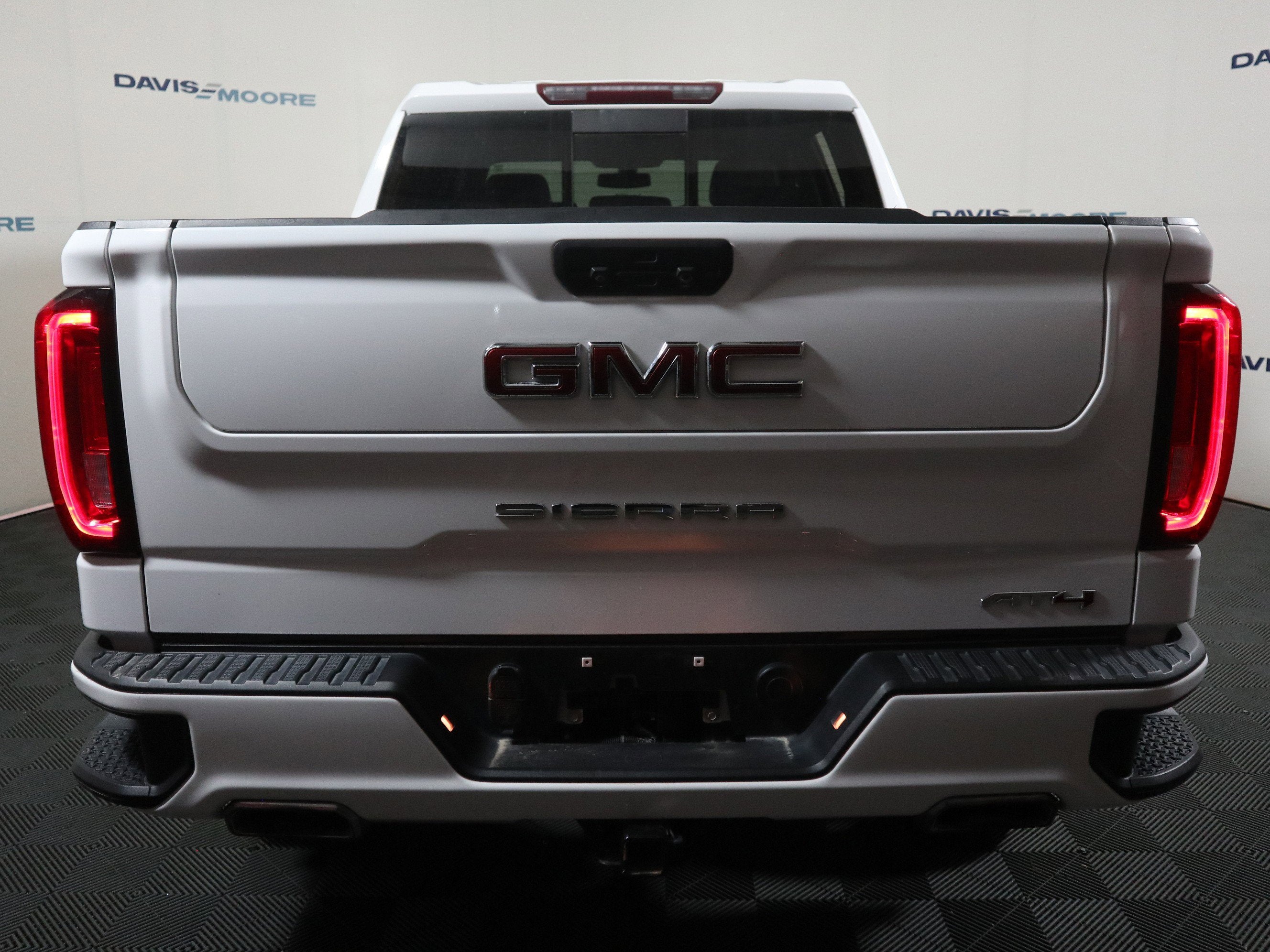 2021 GMC Sierra 1500 AT4 Crew Cab 4WD