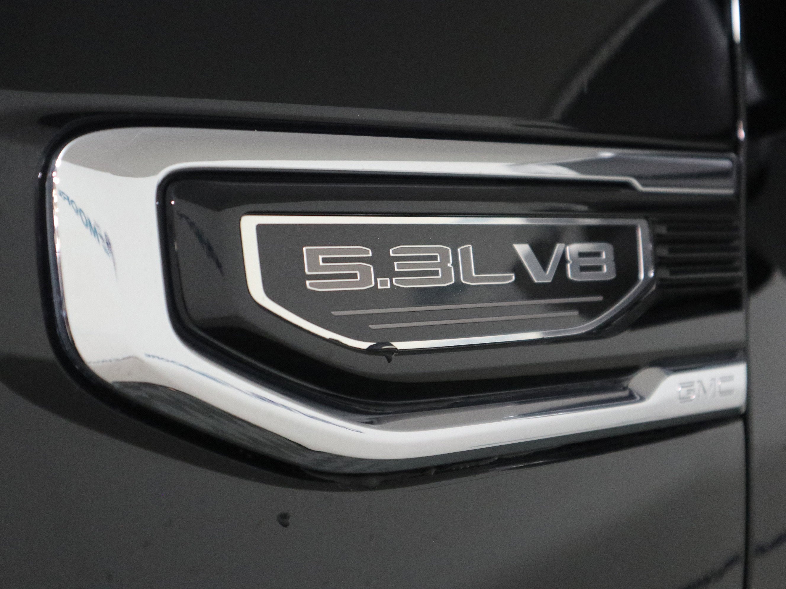 2024 GMC Sierra 1500 SLT Crew Cab 4WD