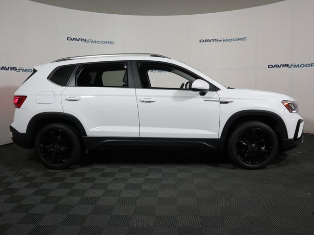 2023 Volkswagen Taos SE
