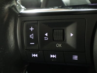 2022 Nissan Pathfinder SL 4WD