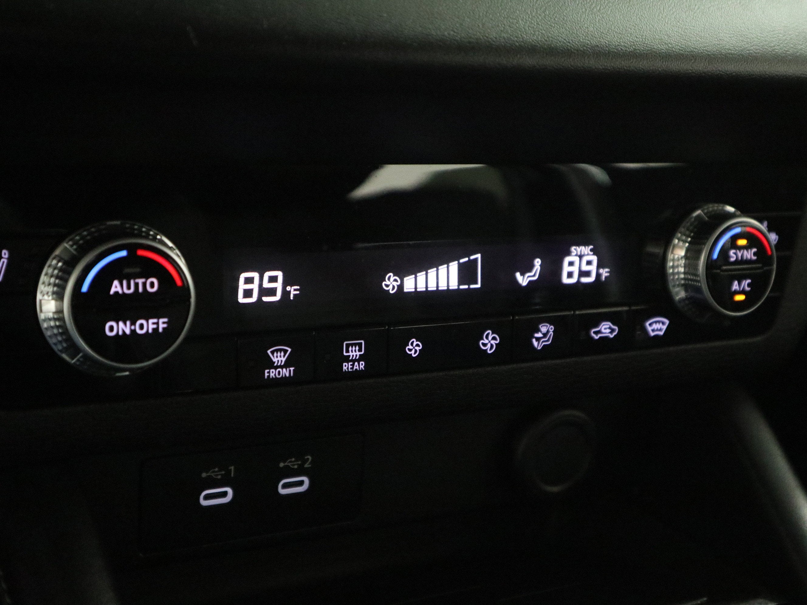 2025 Mitsubishi Outlander ES AWD