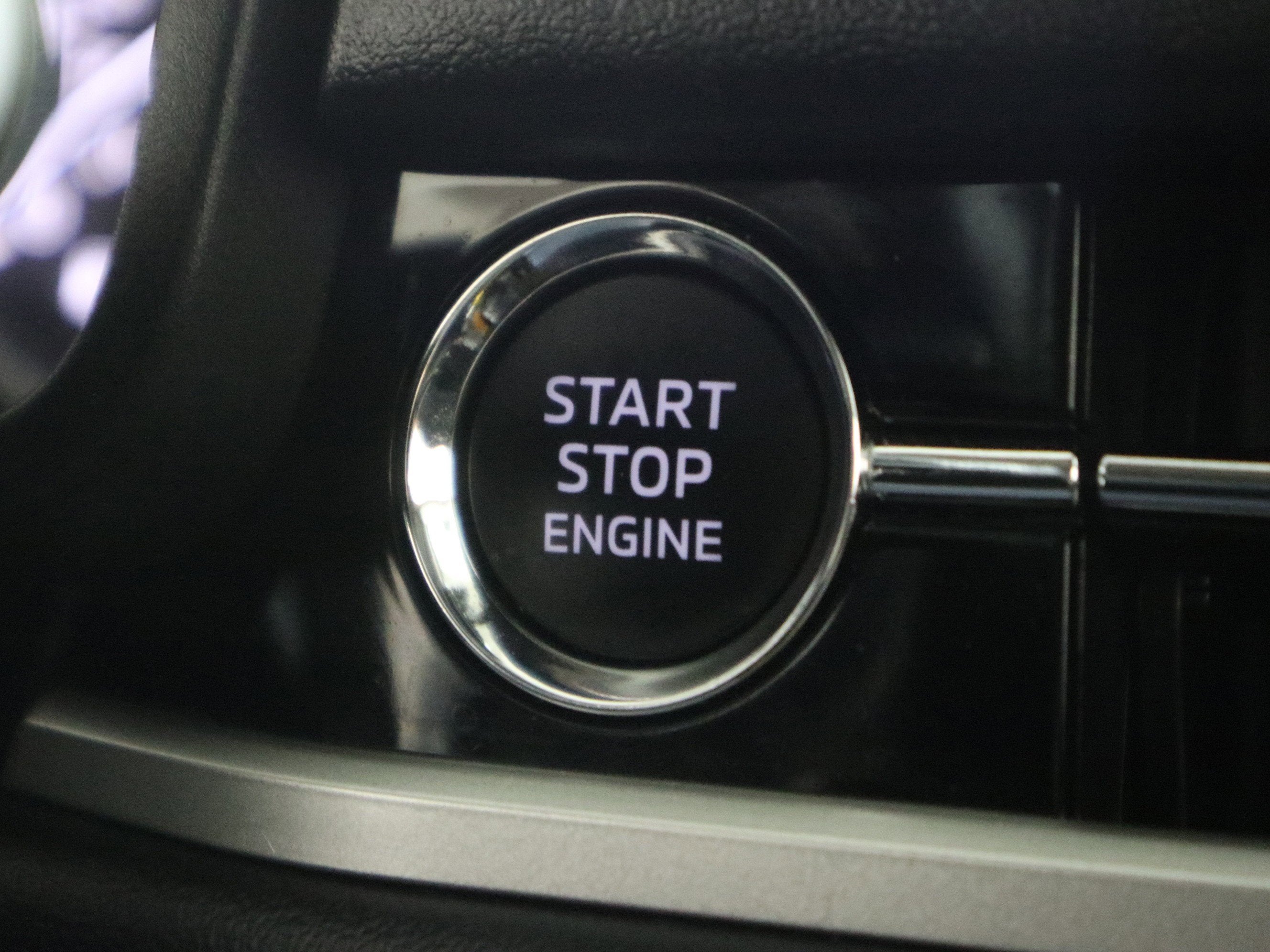 2025 Mitsubishi Outlander ES AWD