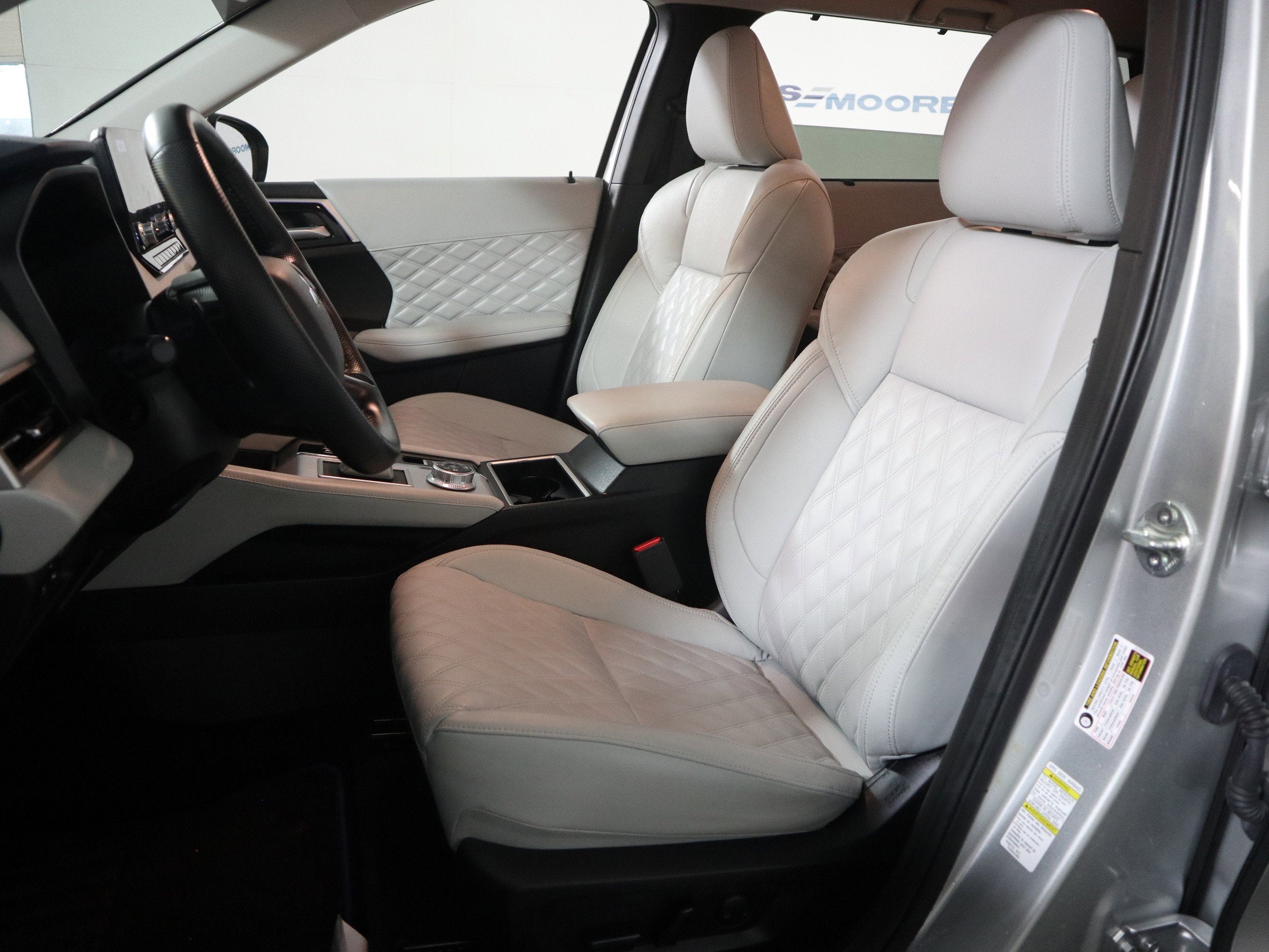 2024 Mitsubishi Outlander Plug-In Hybrid SEL 4WD