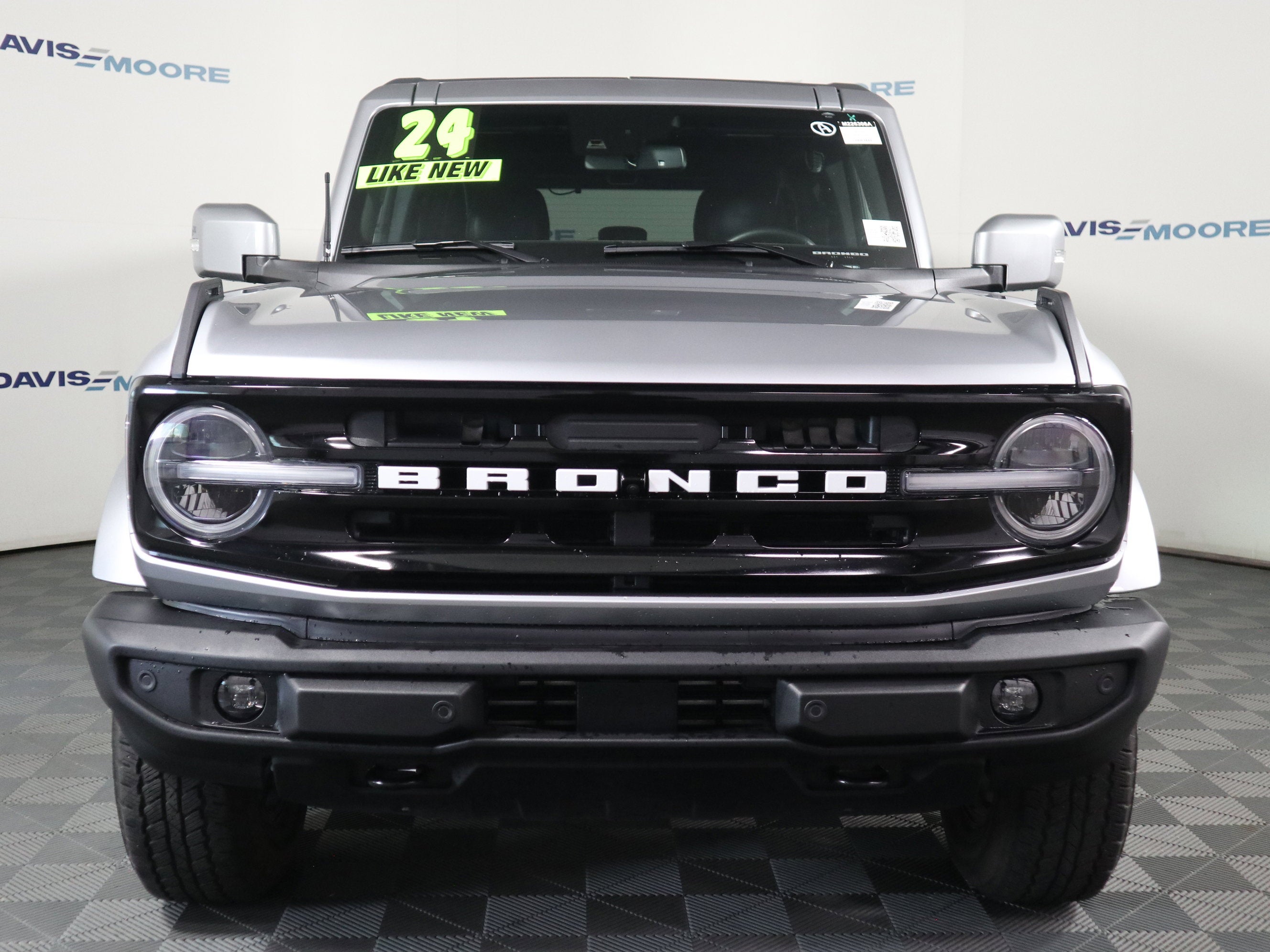 2024 Ford Bronco Outer Banks 4x4