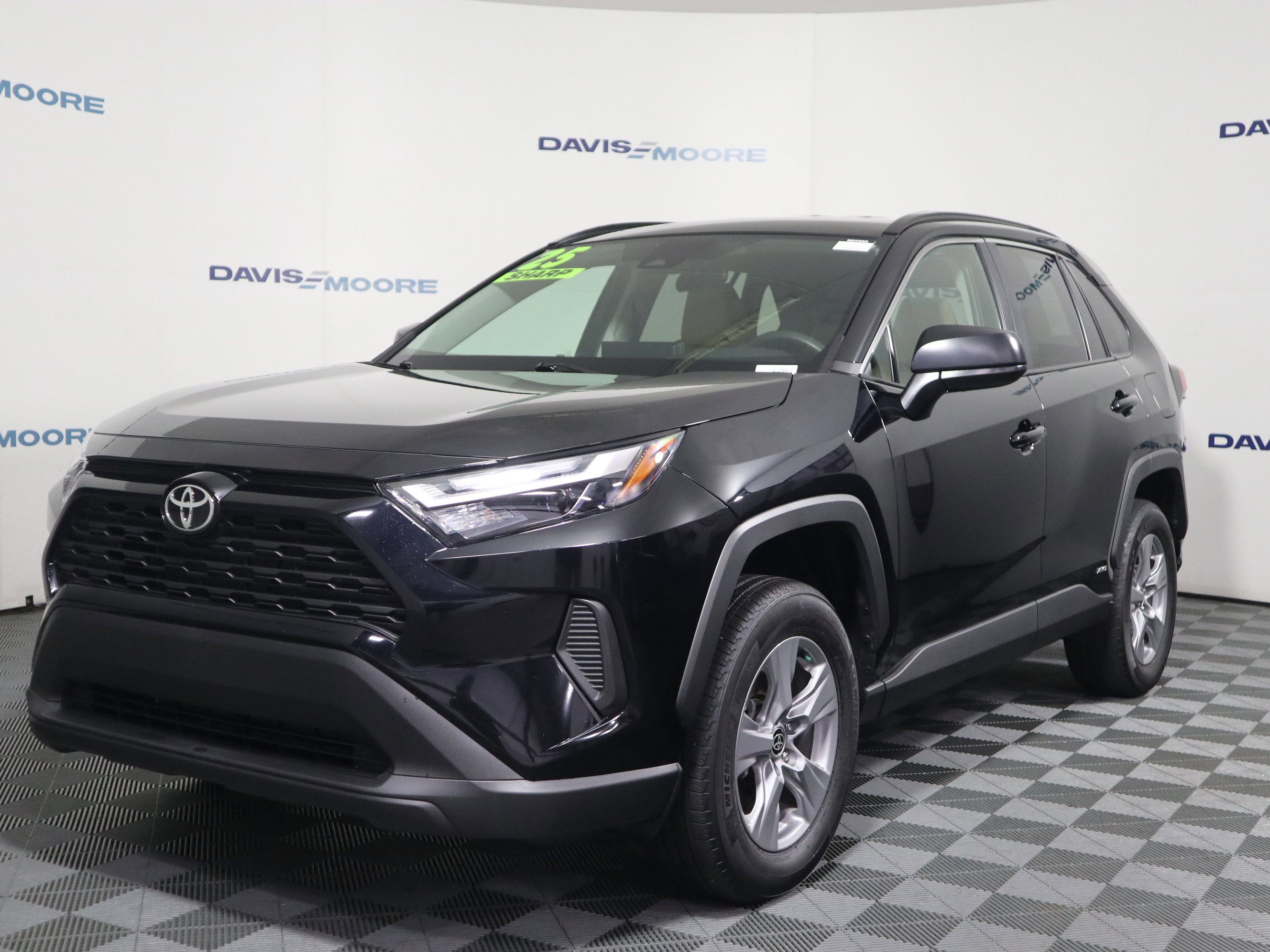 2025 Toyota RAV4 Hybrid LE AWD