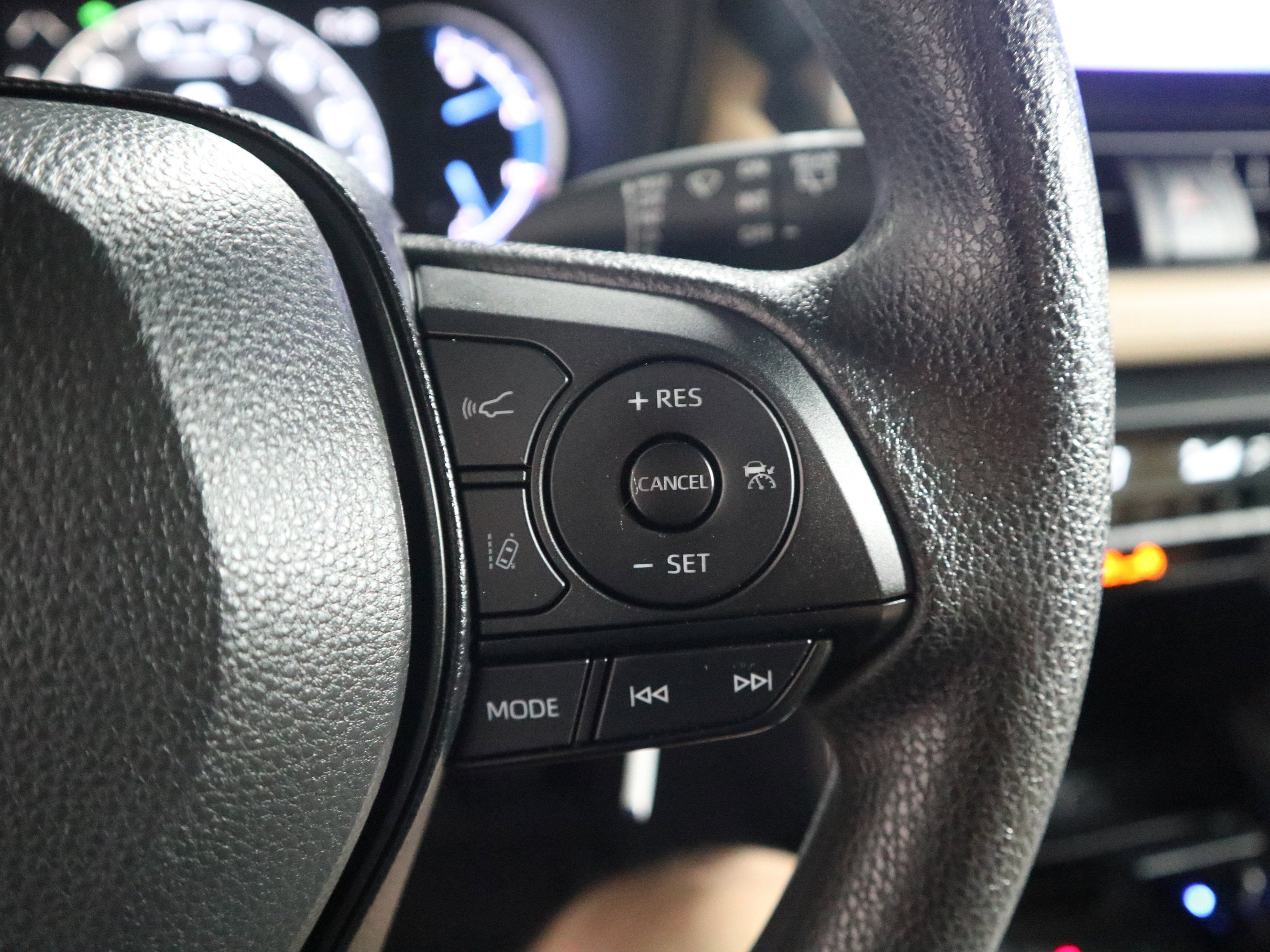 2025 Toyota RAV4 Hybrid LE AWD