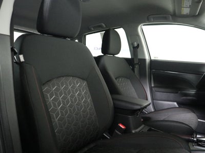 2024 Mitsubishi Outlander Sport LE