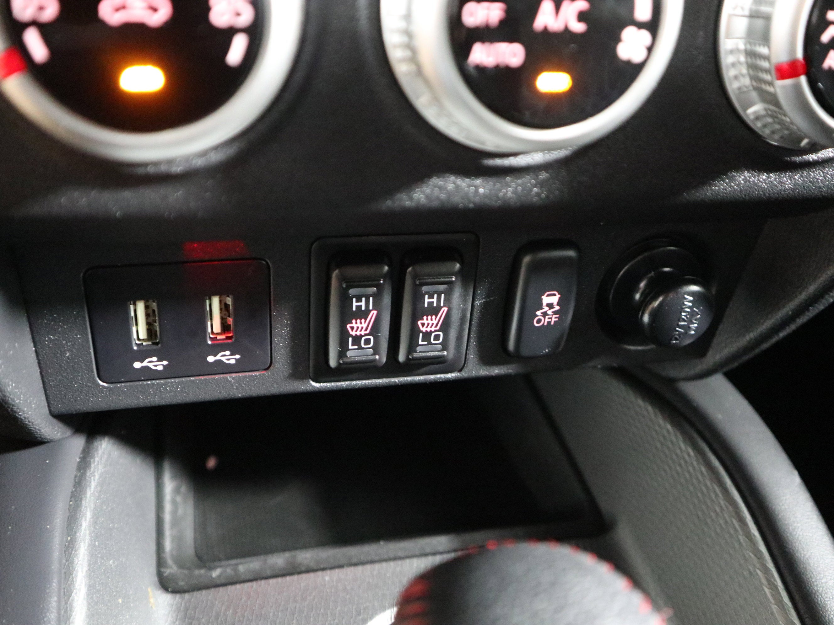 2024 Mitsubishi Outlander Sport LE