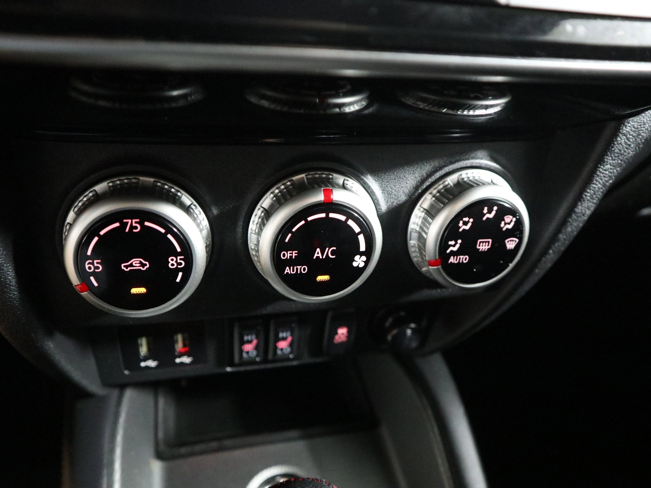 2024 Mitsubishi Outlander Sport LE