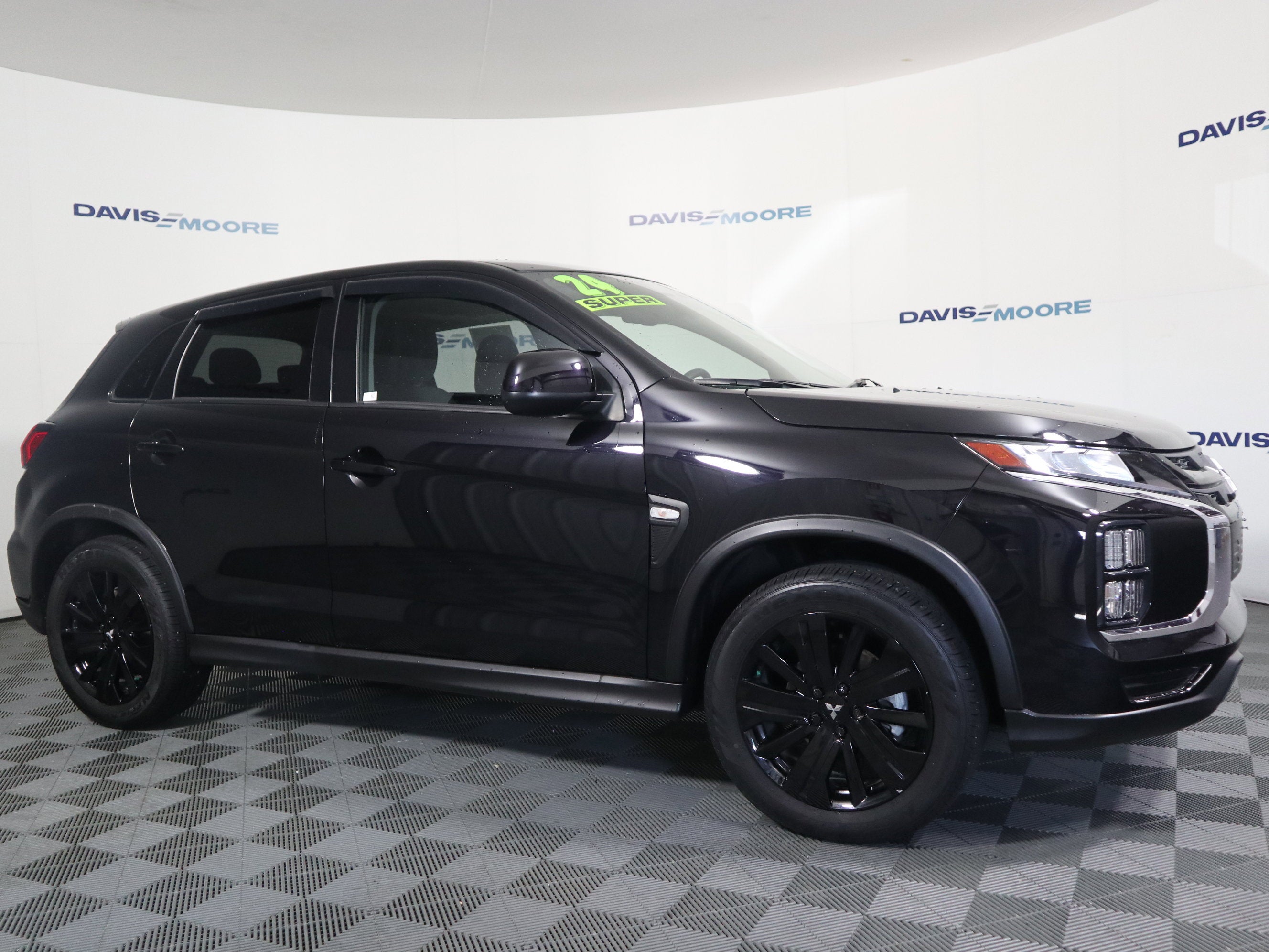 2024 Mitsubishi Outlander Sport LE