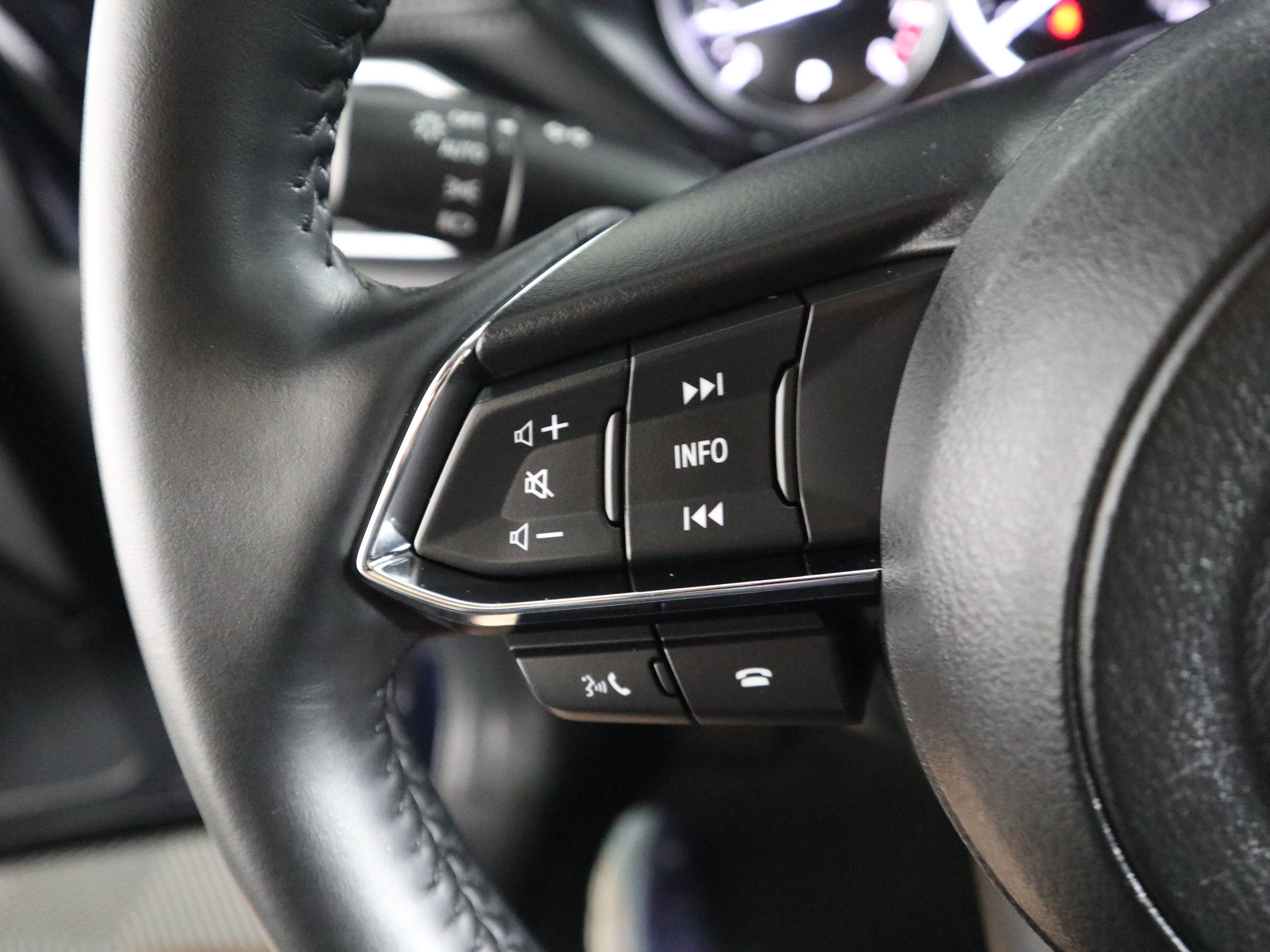 2025 Mazda Mazda CX-5 2.5 S Preferred Package AWD