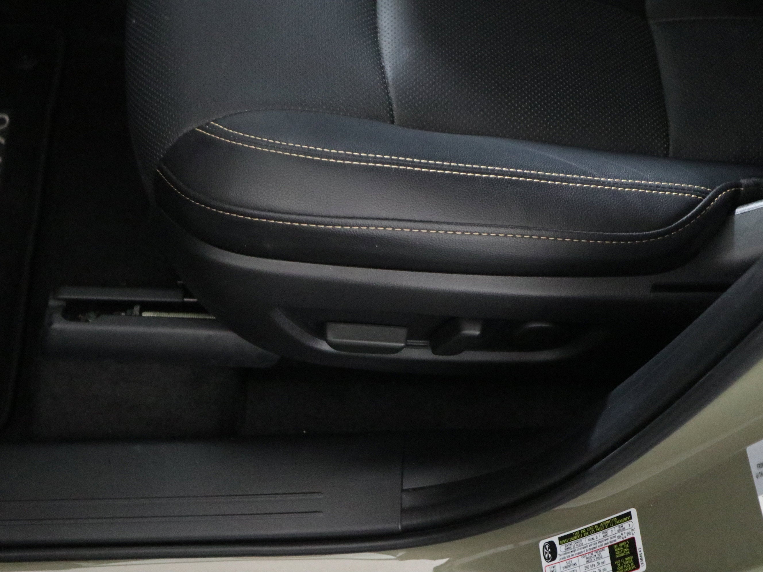 2025 Mazda Mazda CX-70 PHEV Premium Package AWD