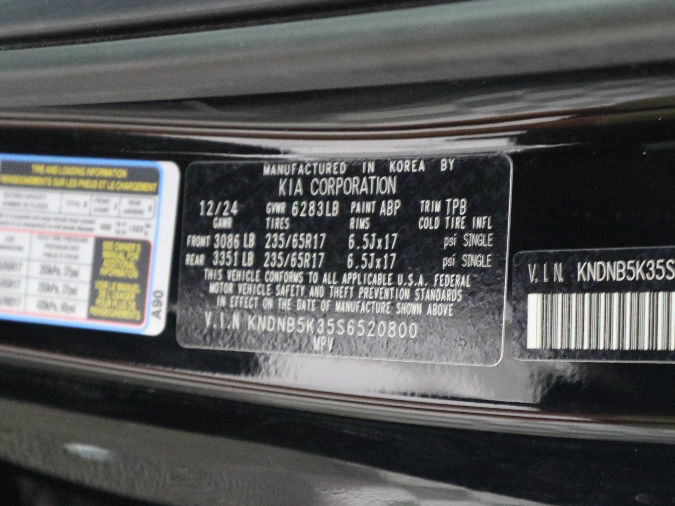 2025 Kia Carnival LXS