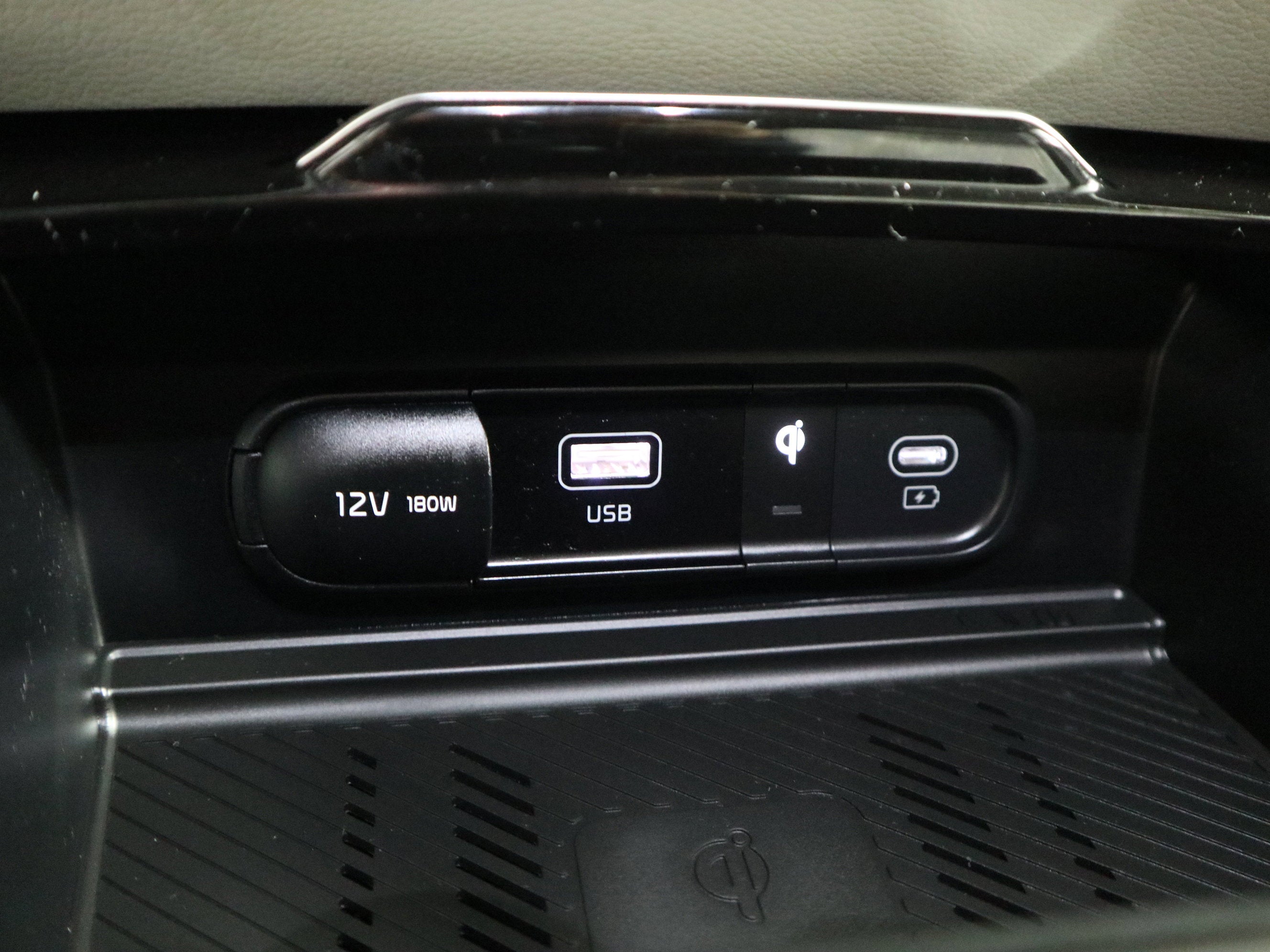 2025 Kia Sportage Hybrid EX AWD