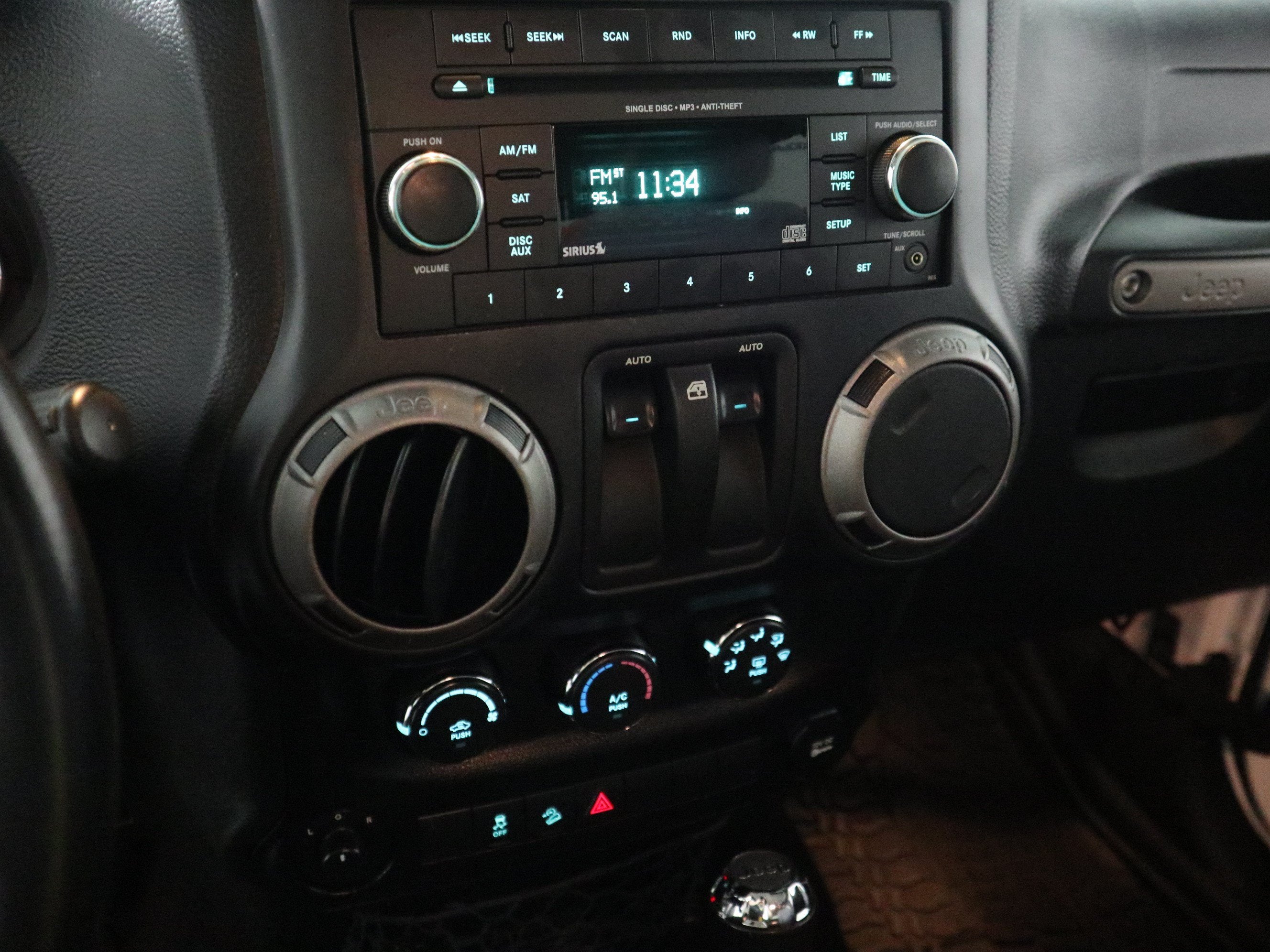 2017 Jeep Wrangler Sport