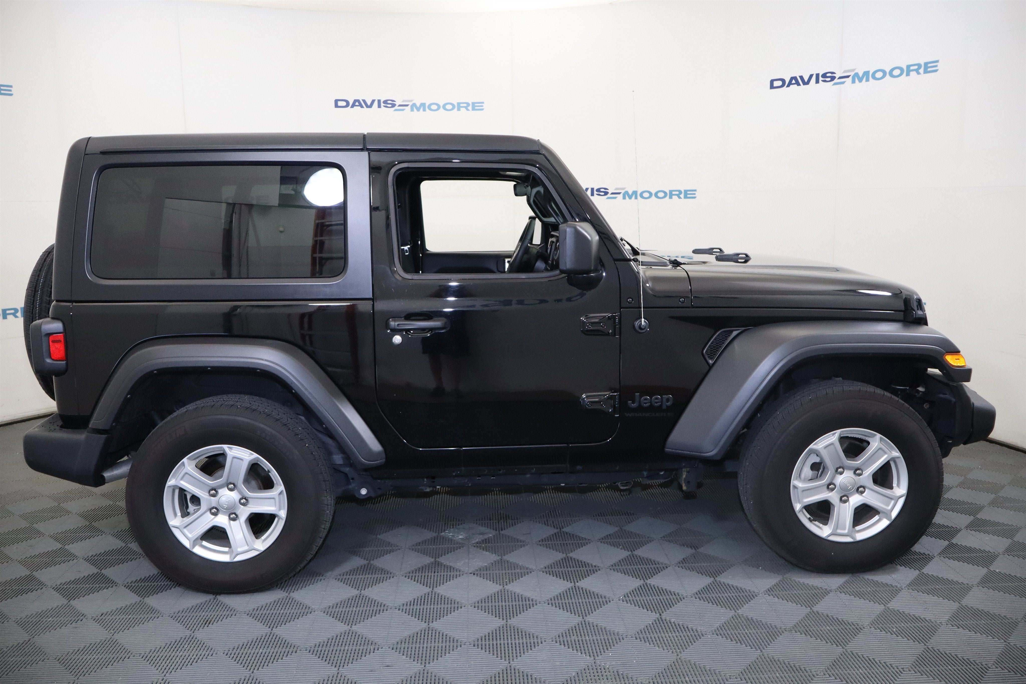 2023 Jeep Wrangler 2-Door Sport S 4x4