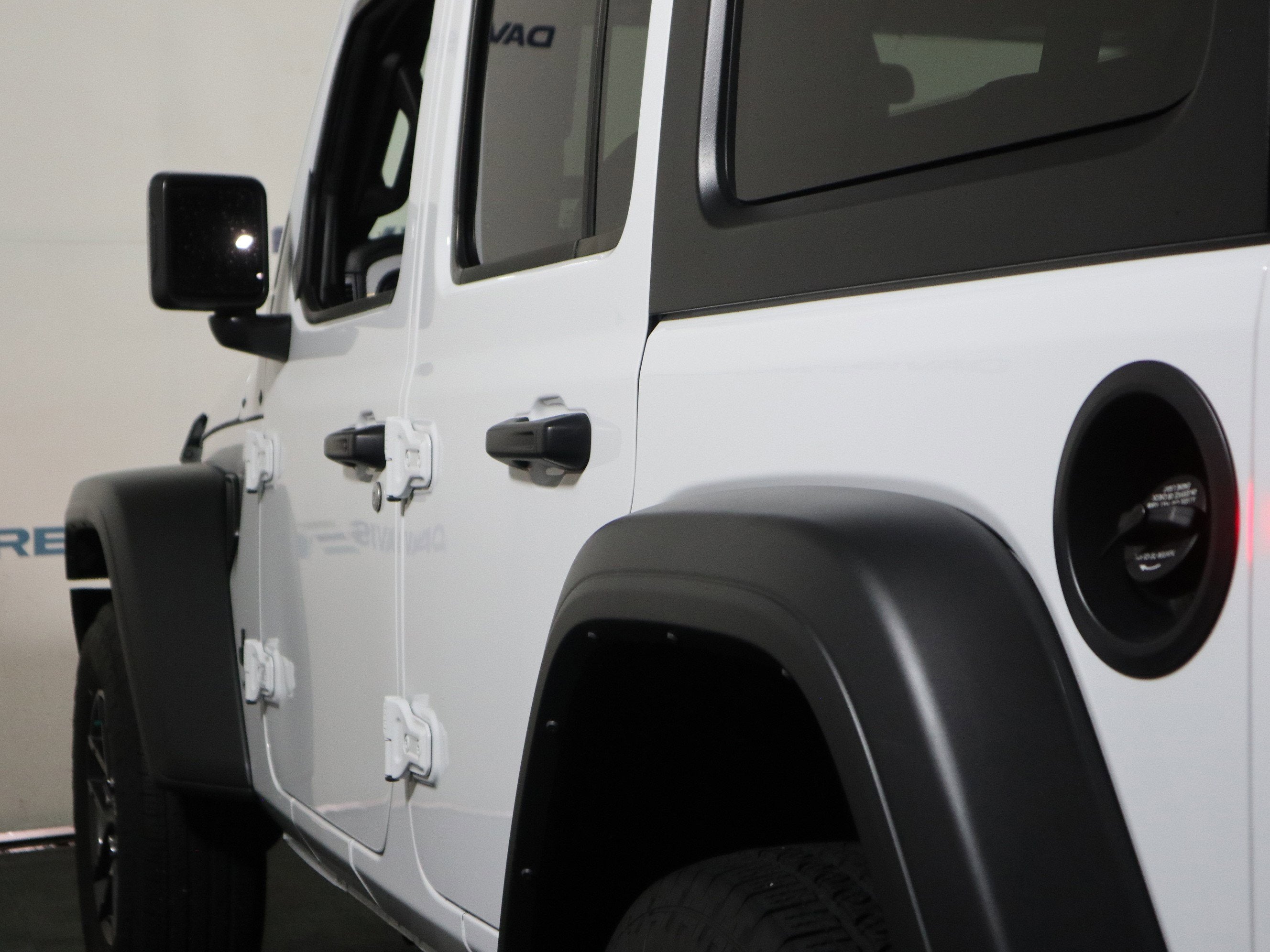 2025 Jeep Wrangler 4-Door Summit 4x4