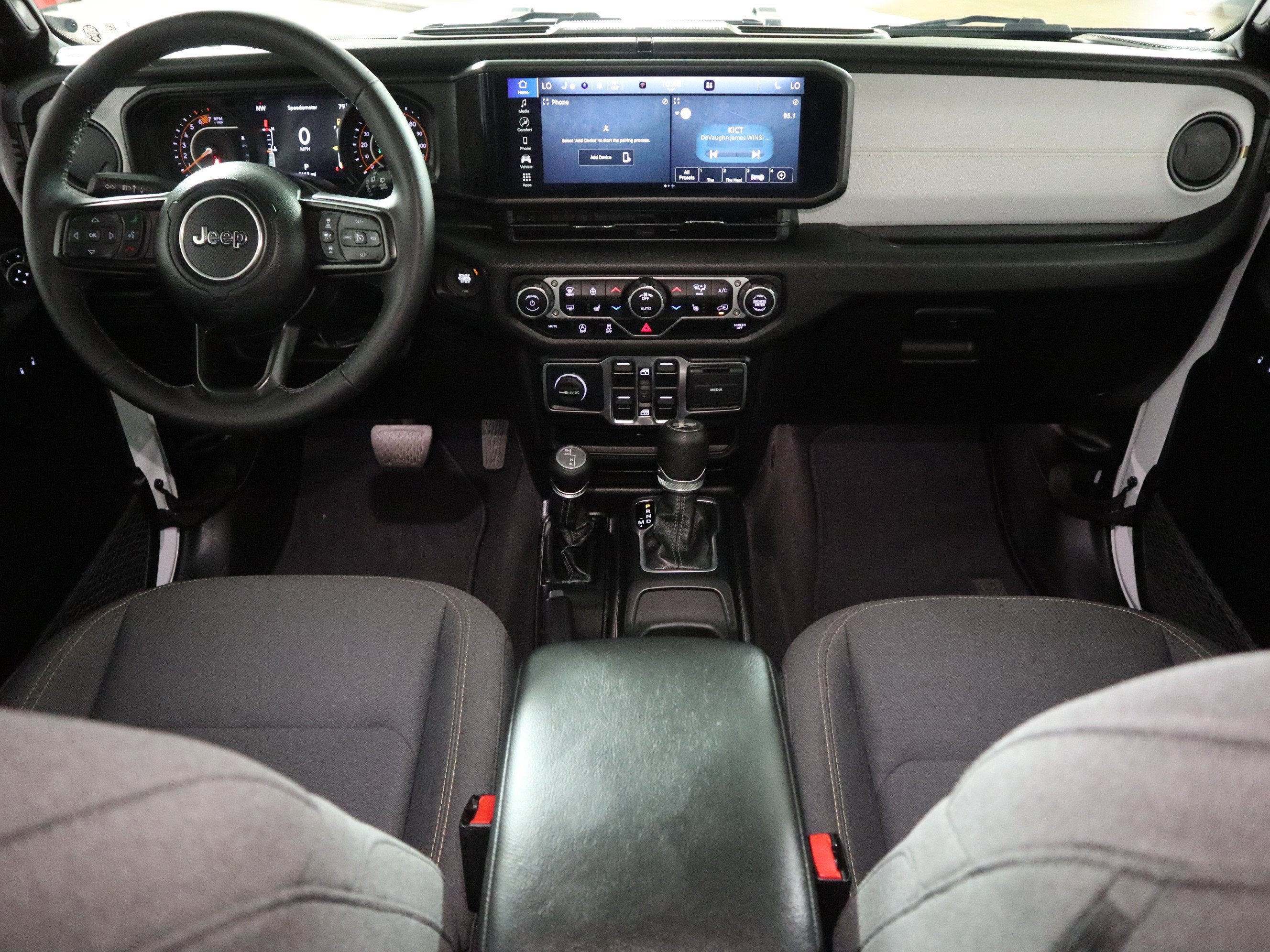 2025 Jeep Wrangler 4-Door Summit 4x4