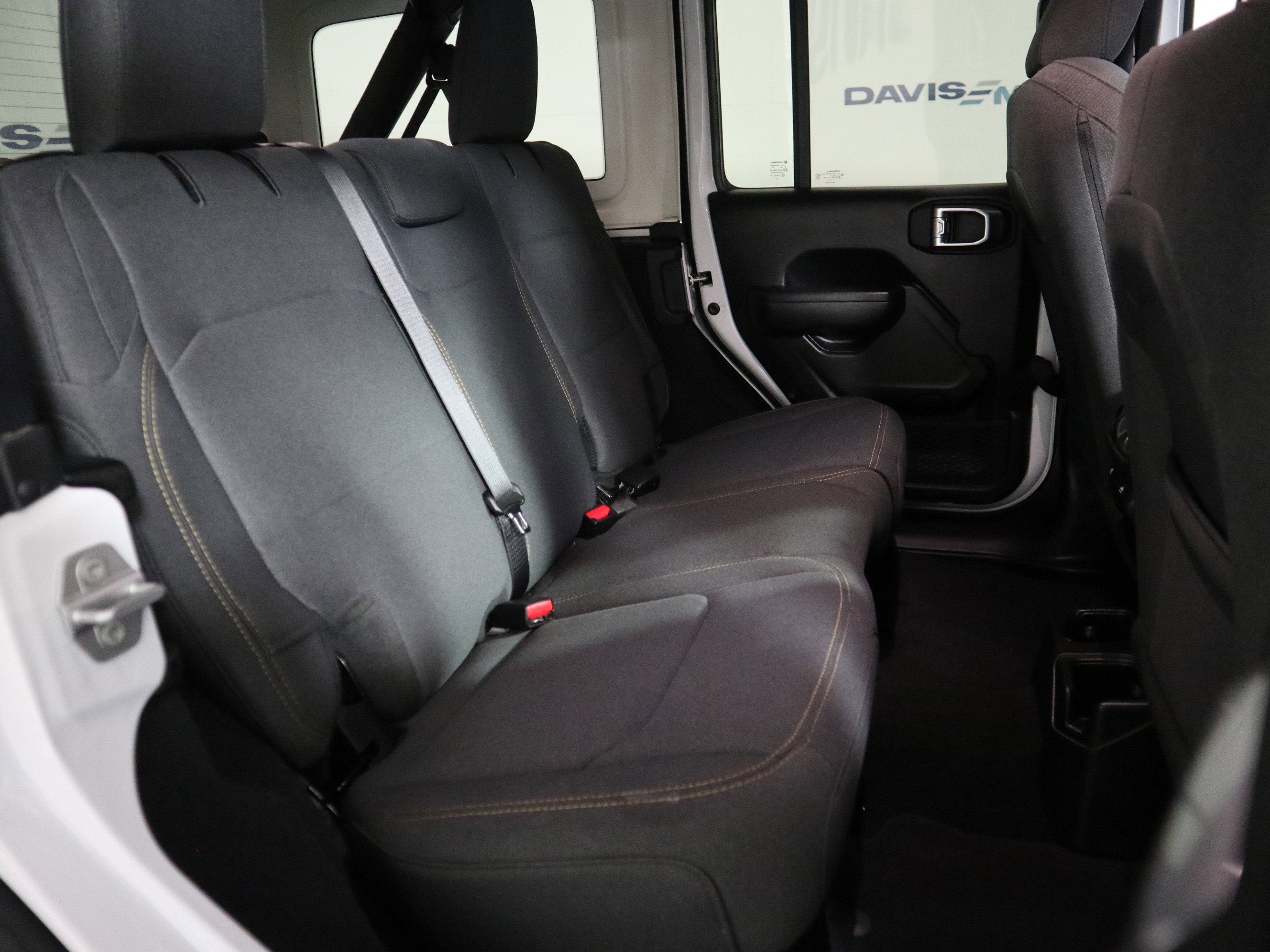 2025 Jeep Wrangler 4-Door Summit 4x4
