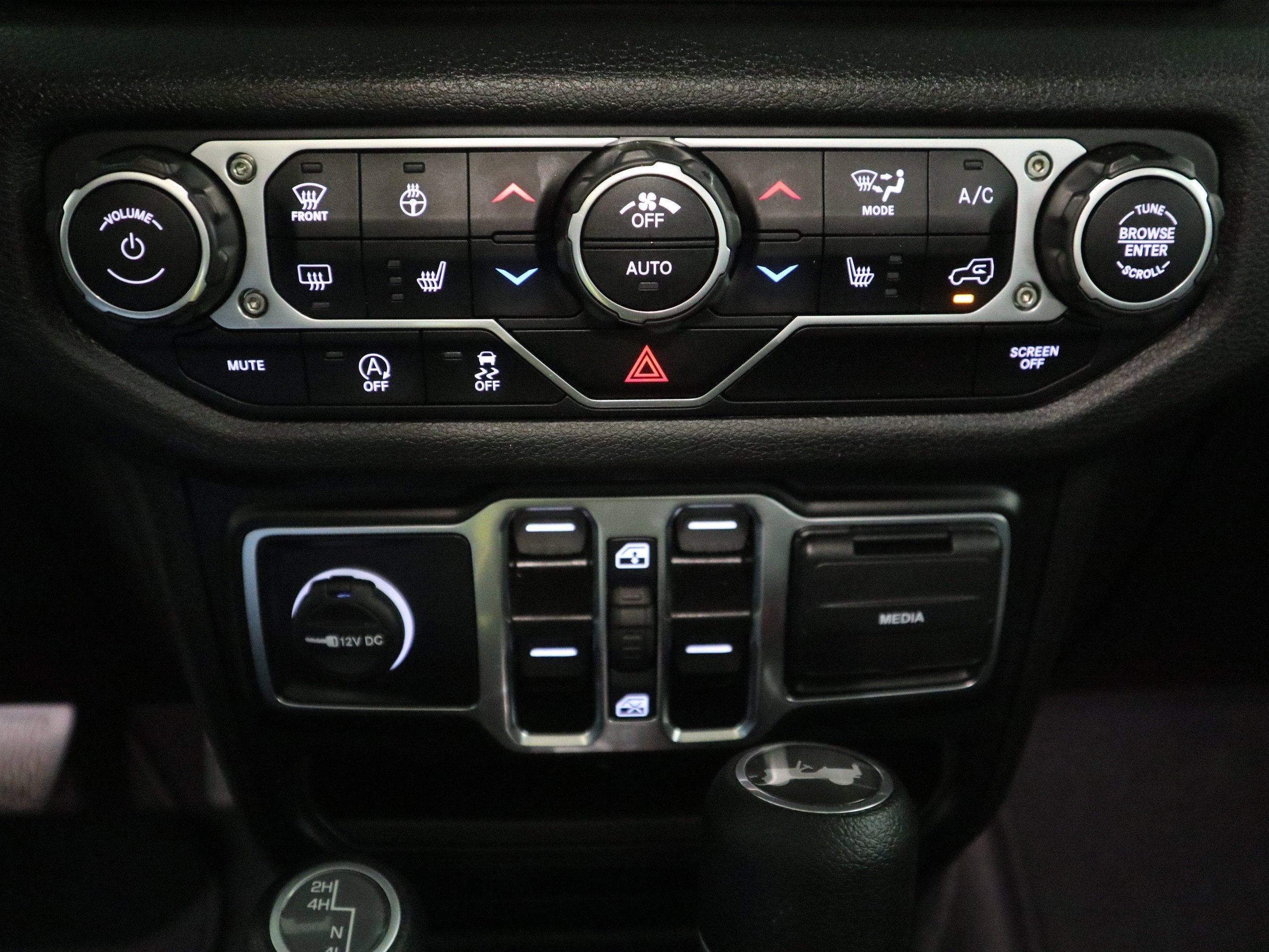 2025 Jeep Wrangler 4-Door Summit 4x4
