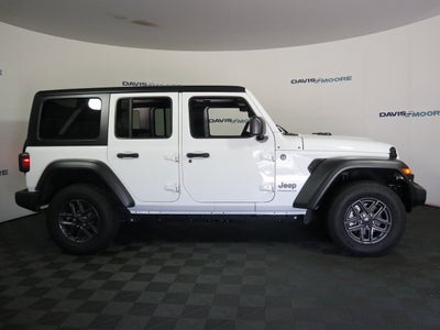 2025 Jeep Wrangler 4-Door Summit 4x4