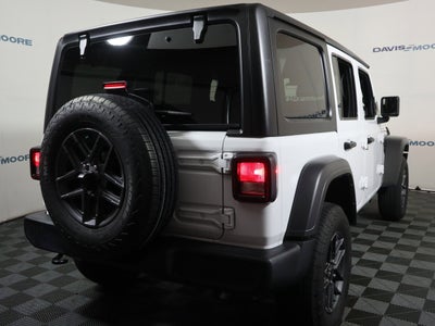2025 Jeep Wrangler 4-Door Summit 4x4