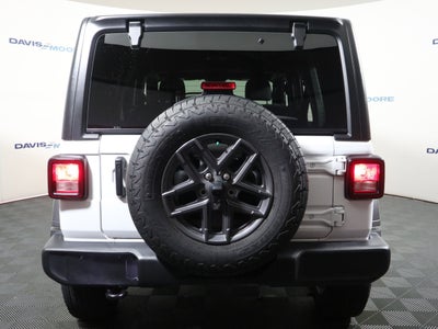 2025 Jeep Wrangler 4-Door Summit 4x4
