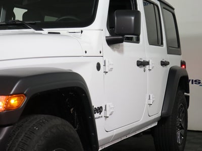 2025 Jeep Wrangler 4-Door Summit 4x4