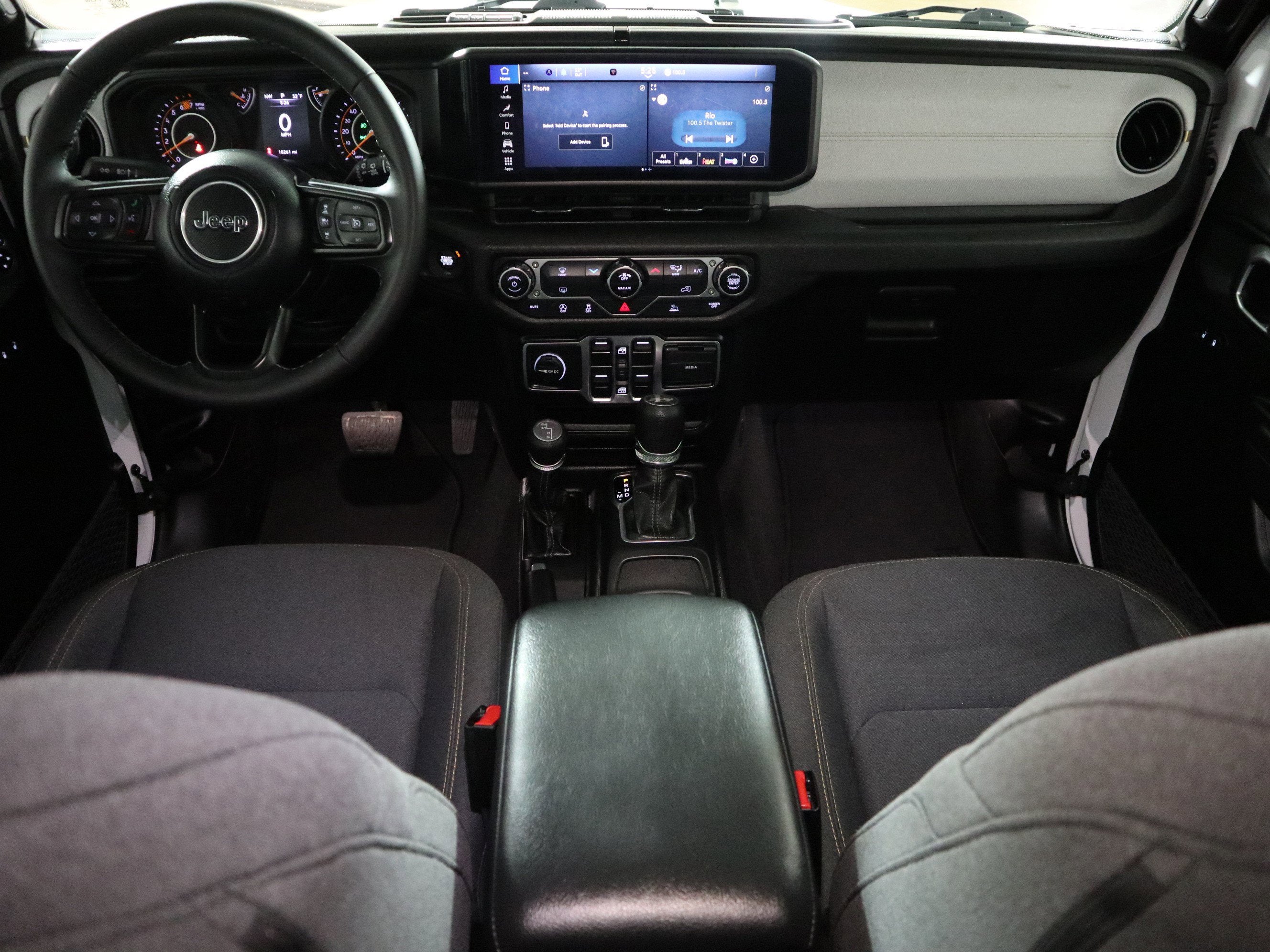 2025 Jeep Wrangler 4-Door Summit 4x4