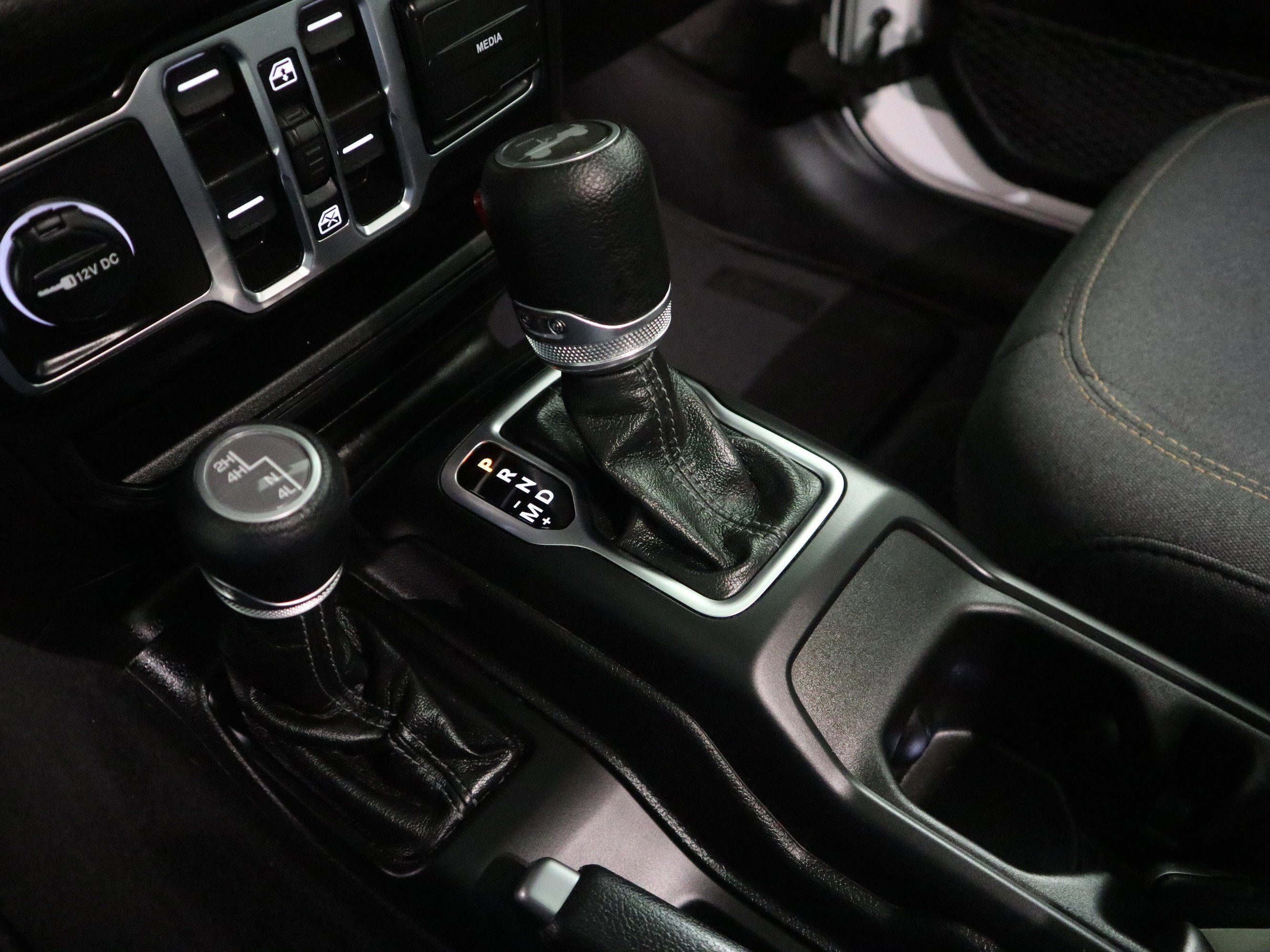 2025 Jeep Wrangler 4-Door Summit 4x4