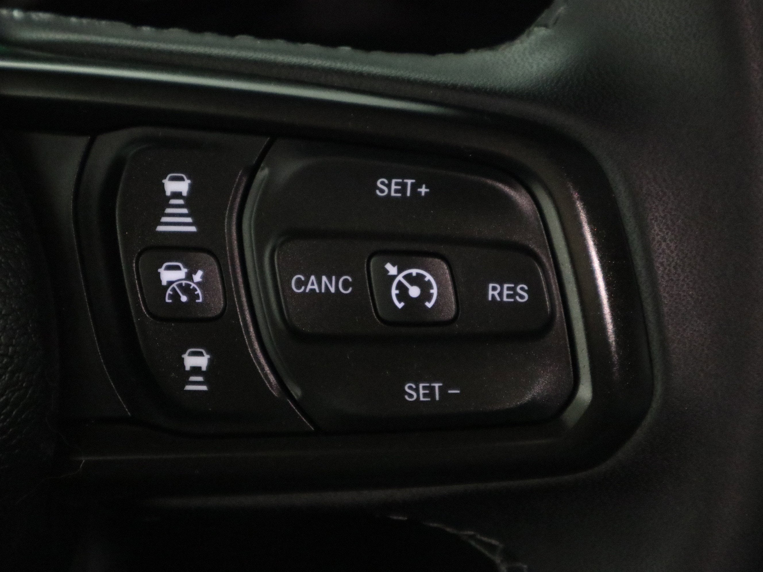 2025 Jeep Wrangler 4-Door Summit 4x4