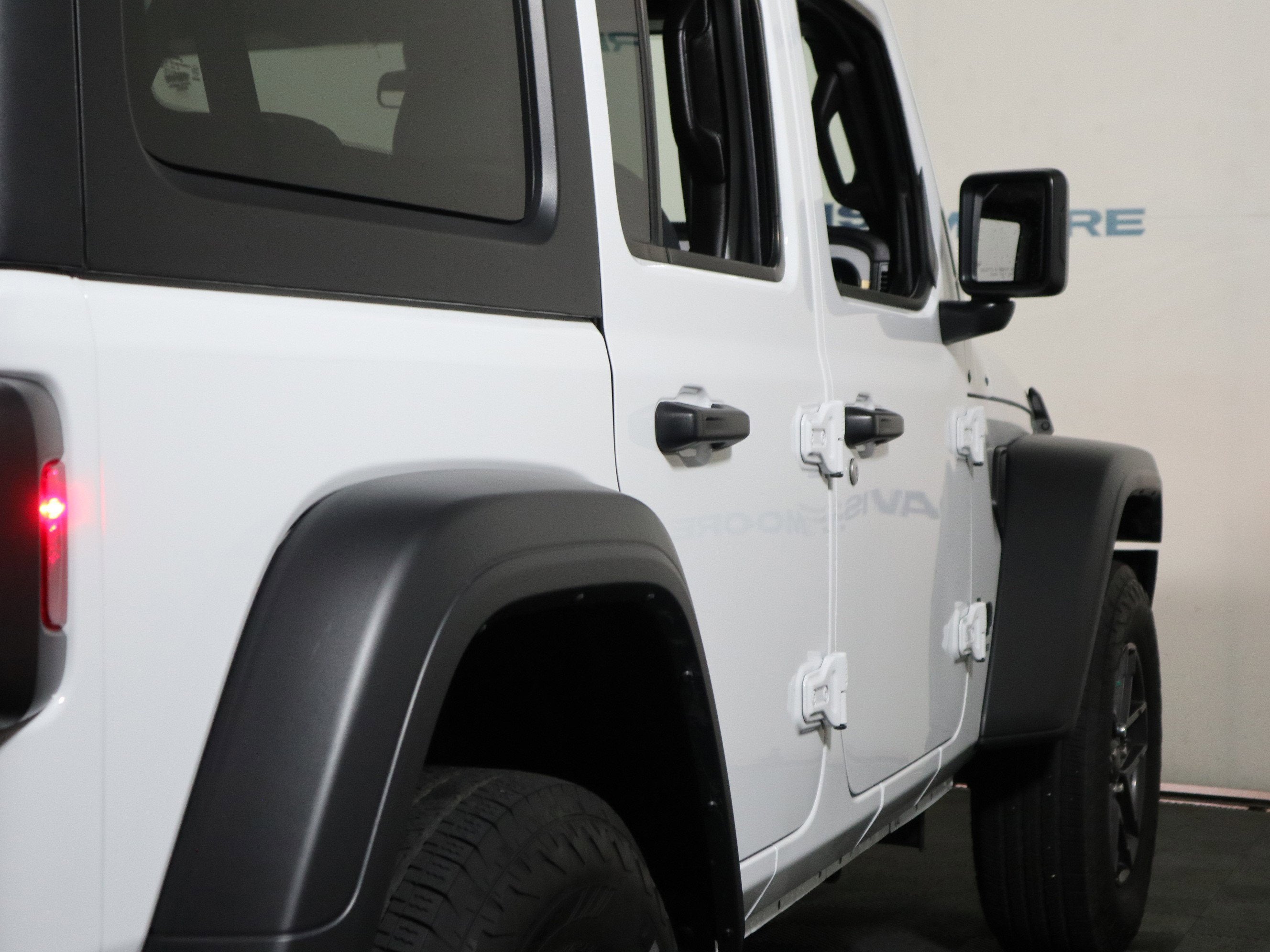 2025 Jeep Wrangler 4-Door Summit 4x4