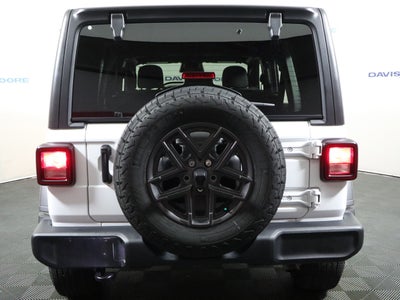 2025 Jeep Wrangler 4-Door Summit 4x4