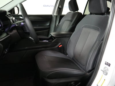 2023 Jeep Grand Cherokee Laredo 4x2